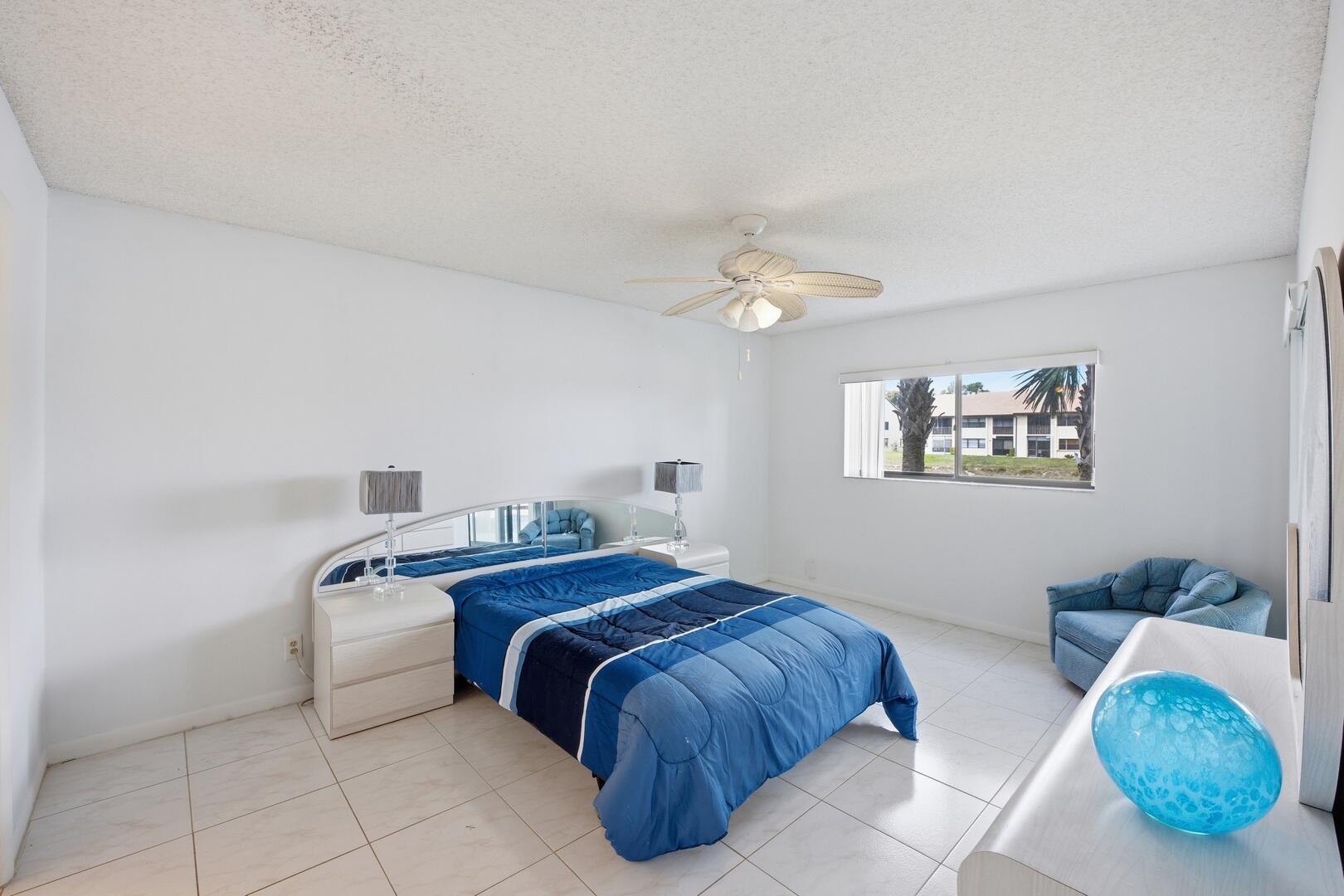 4725 E Lucerne Lakes Blvd Boulevard 110