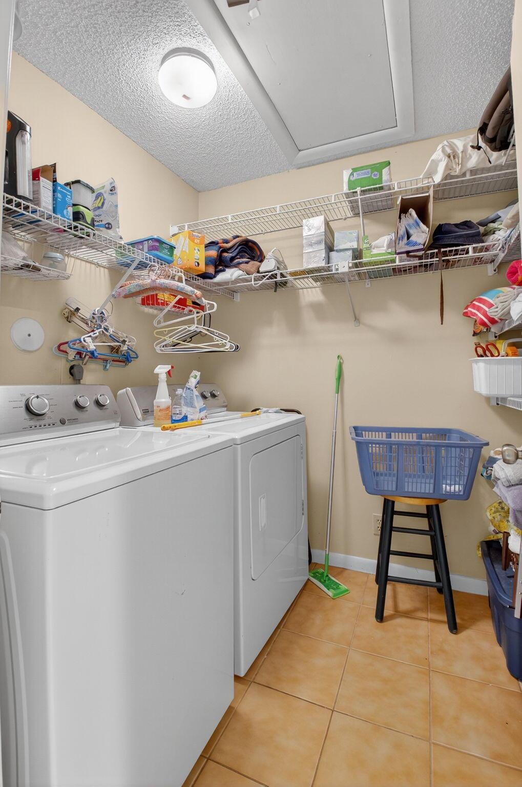 6234 Pointe Regal Circle