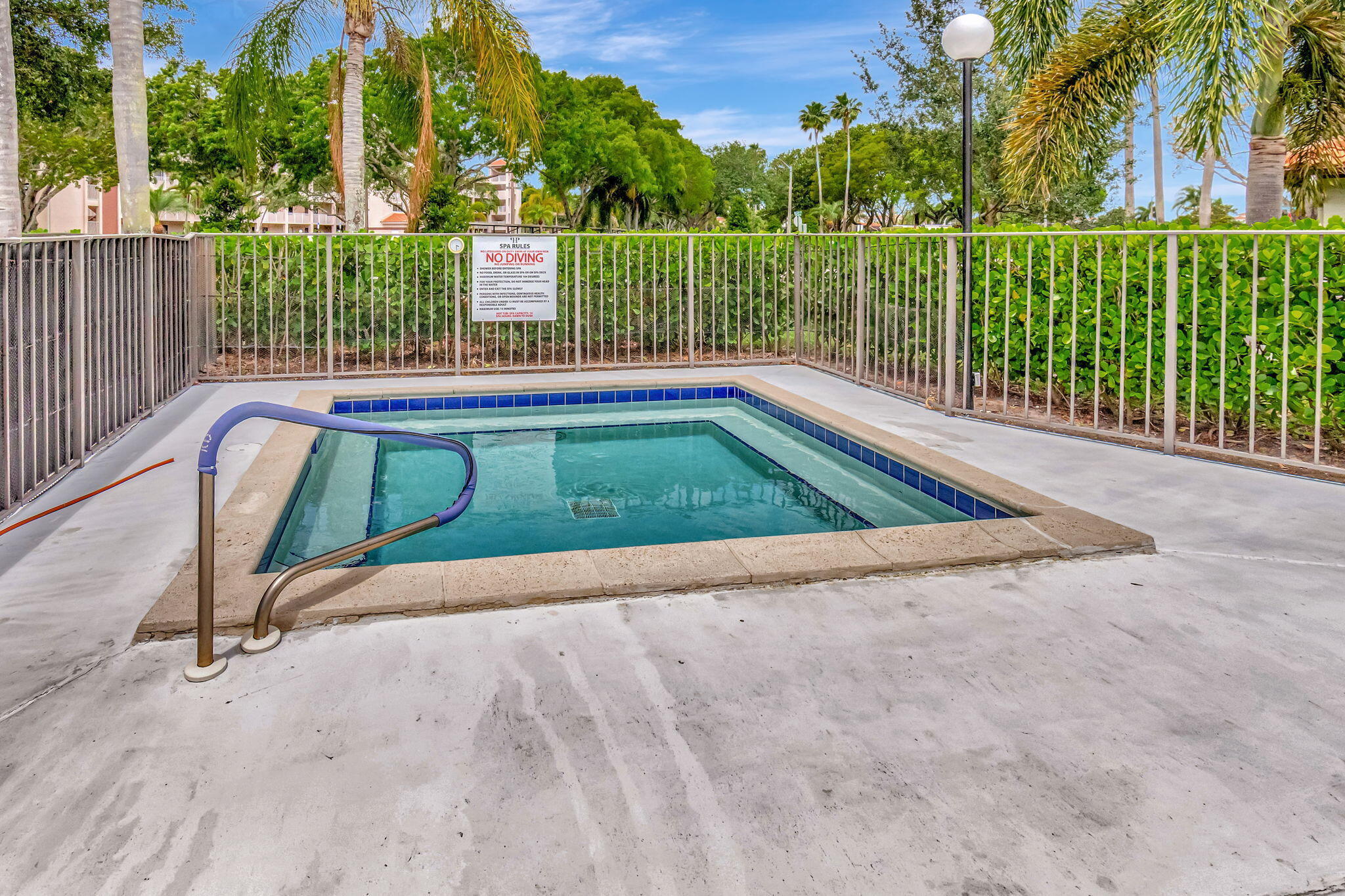 6234 Pointe Regal Circle