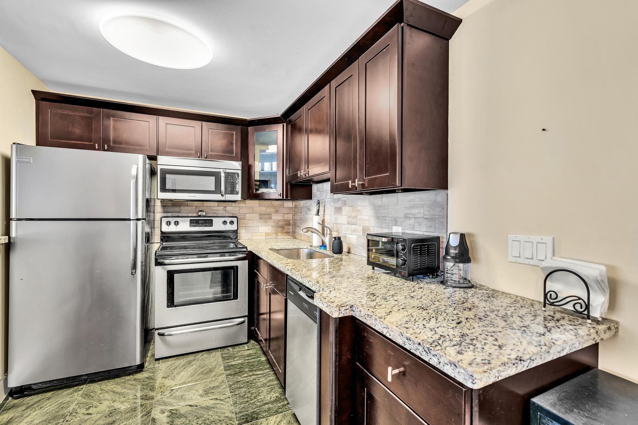 2123 Cambridge F