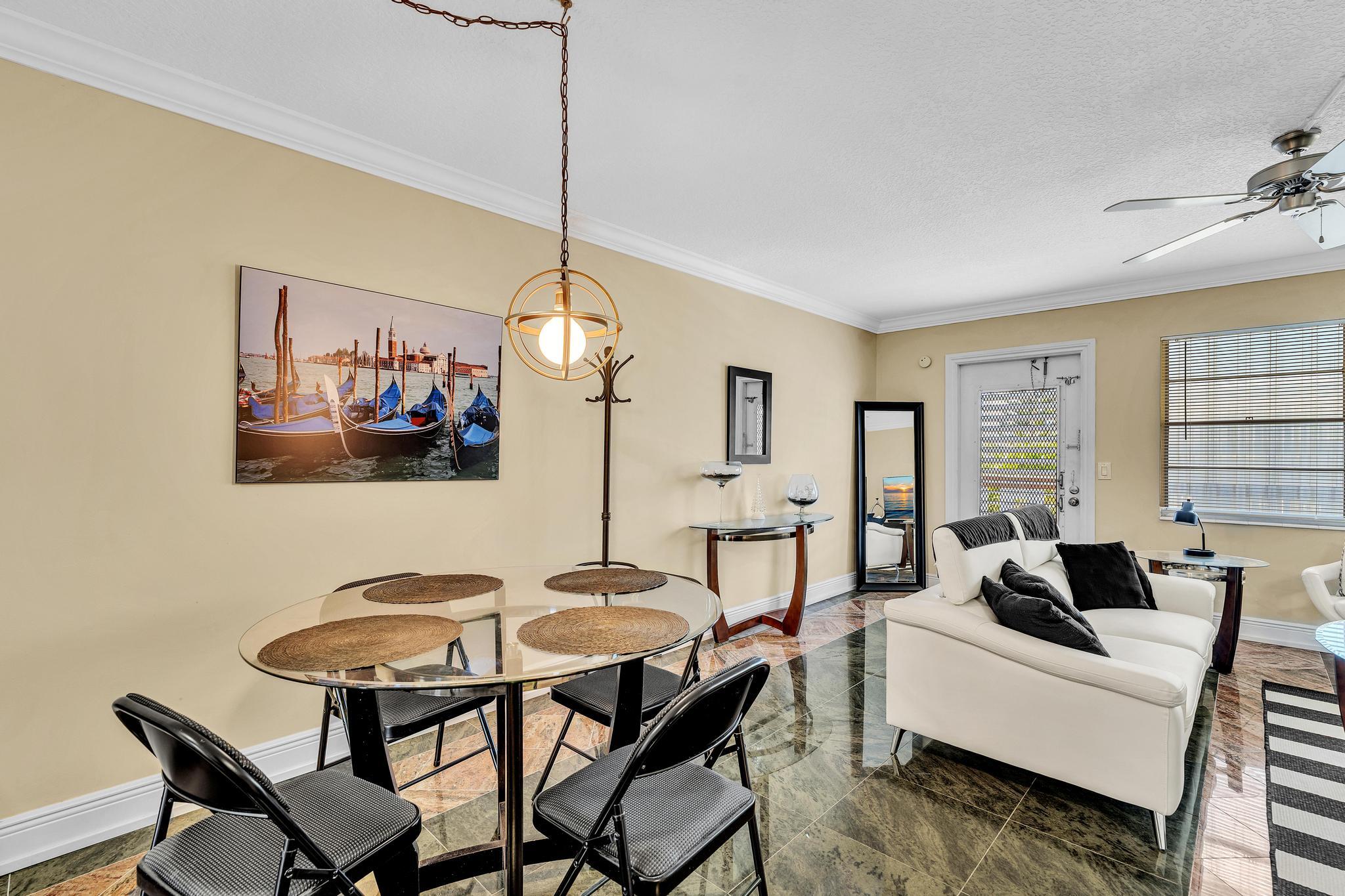 2123 Cambridge F