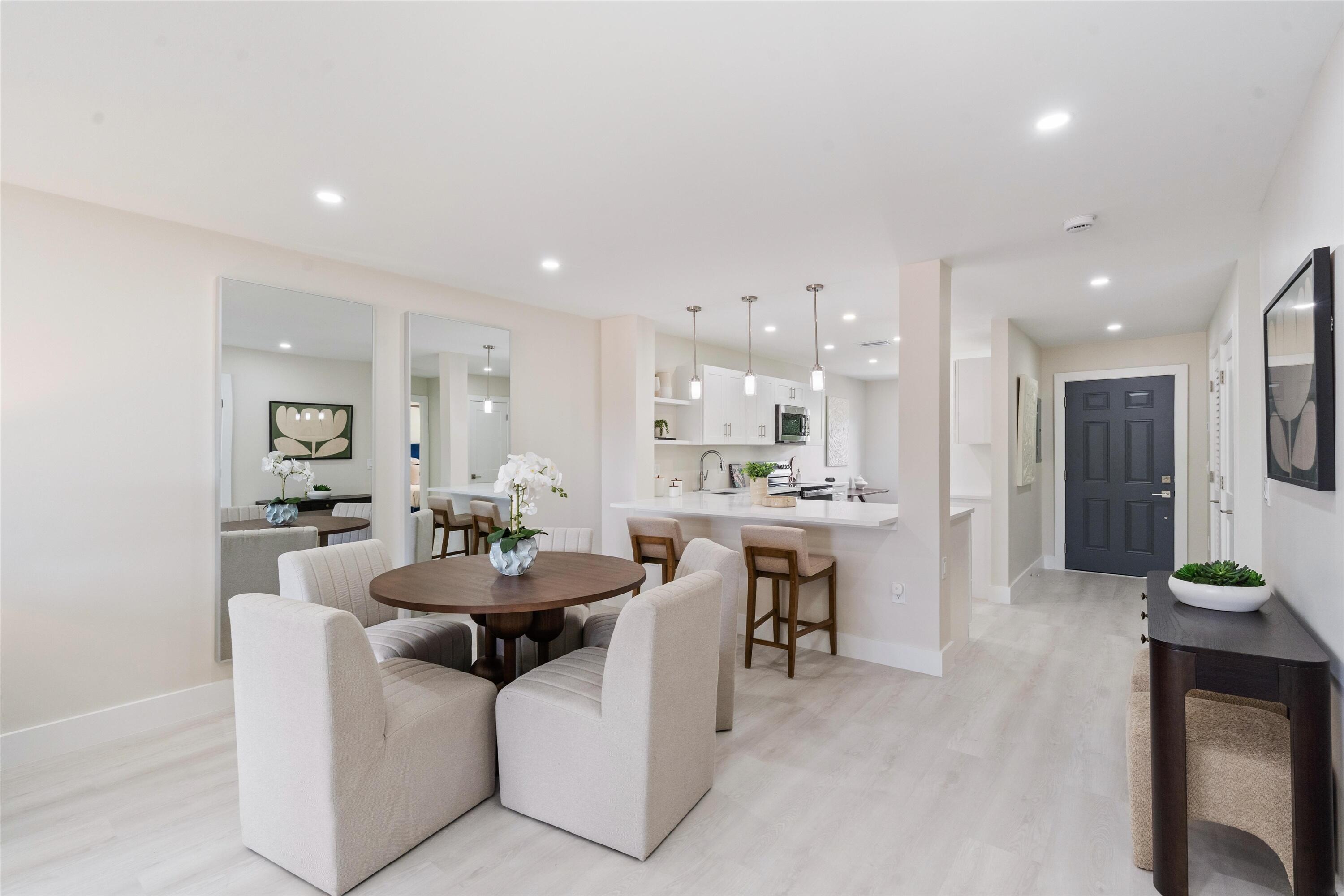 47 Stratford Lane W F