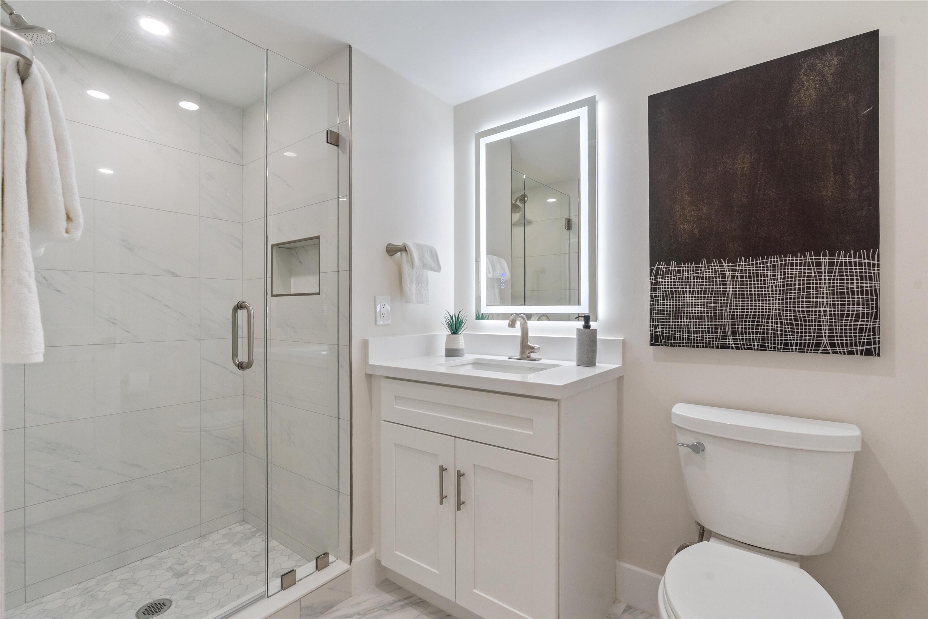 47 Stratford Lane W F