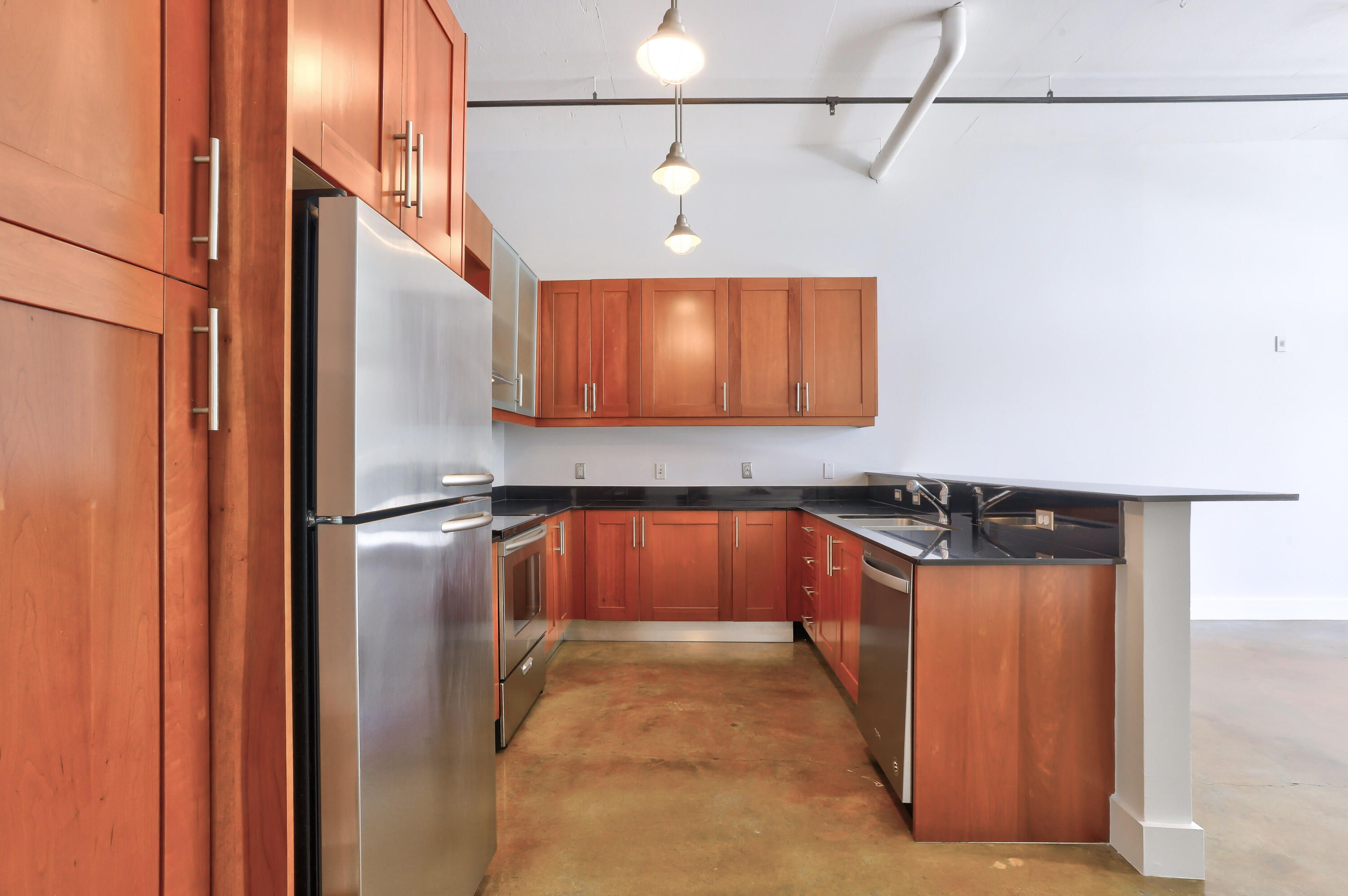 180 NE 4th Avenue 204