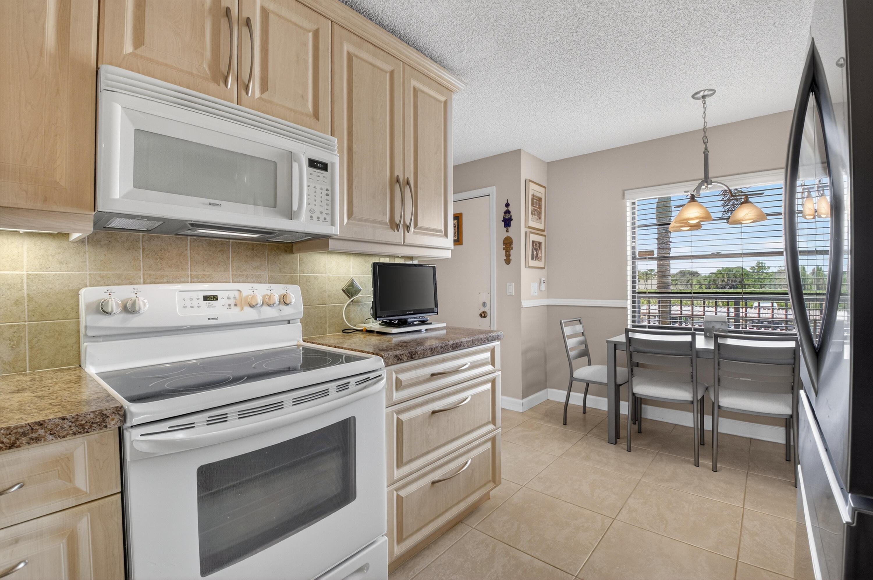 9260 SW 14th Street 2207