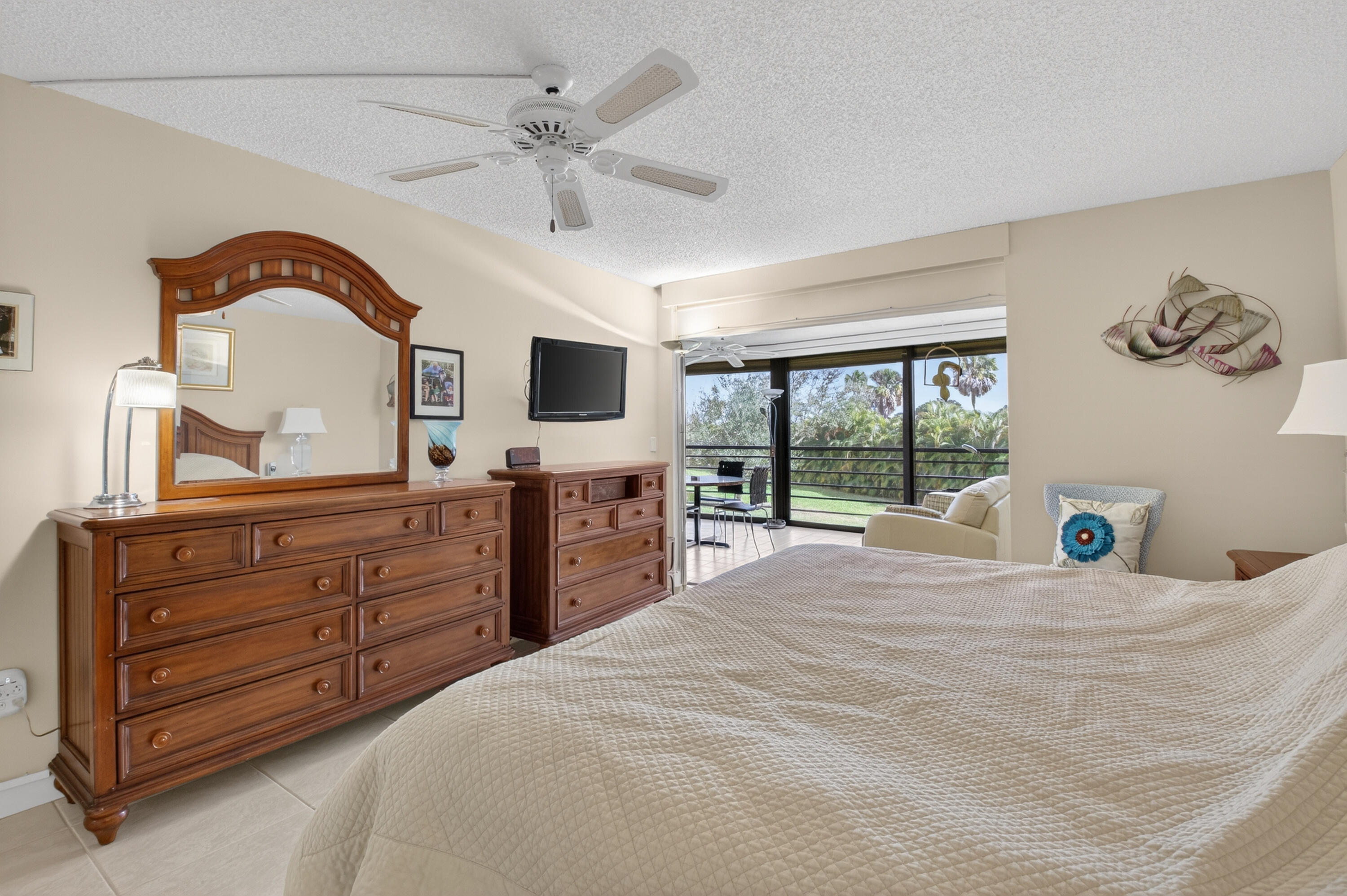 9260 SW 14th Street 2207