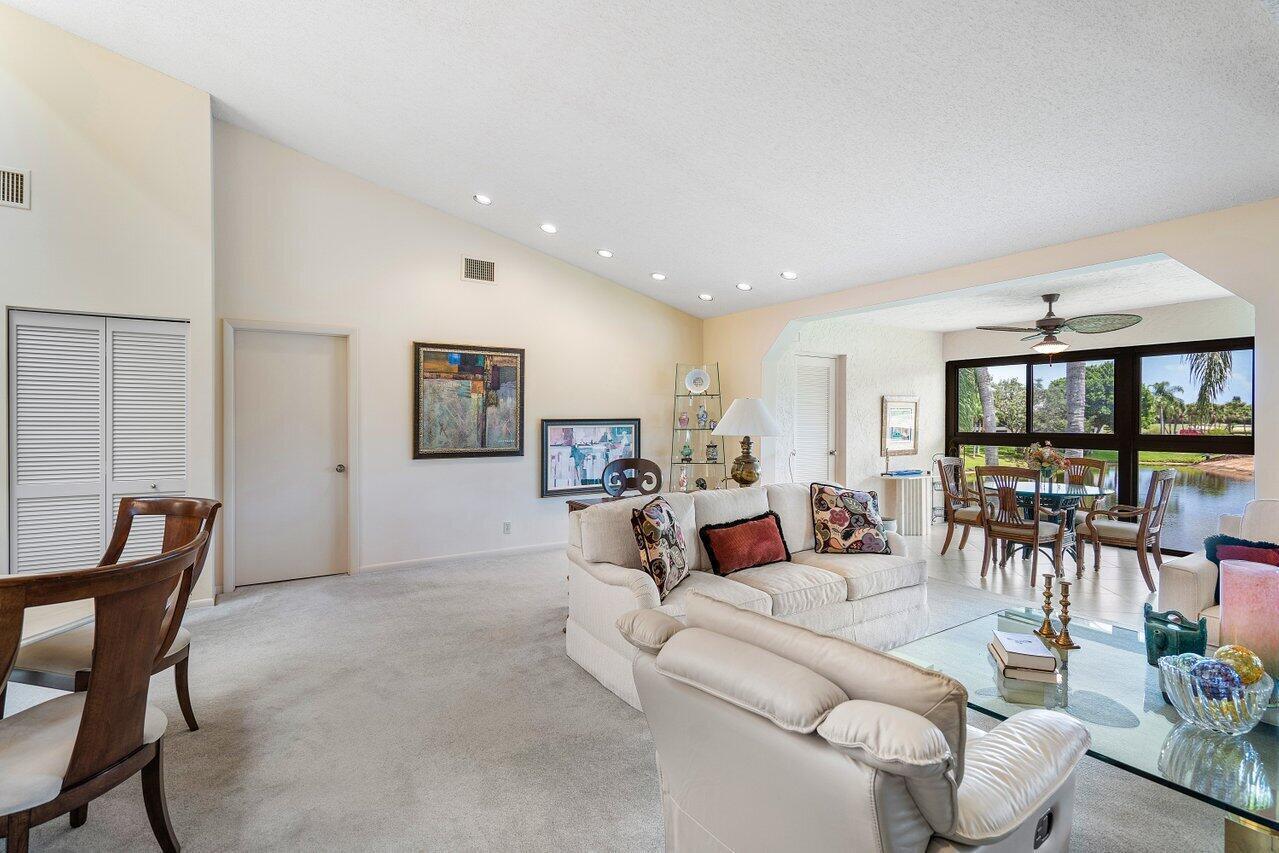 69 Eastgate Drive Unit D