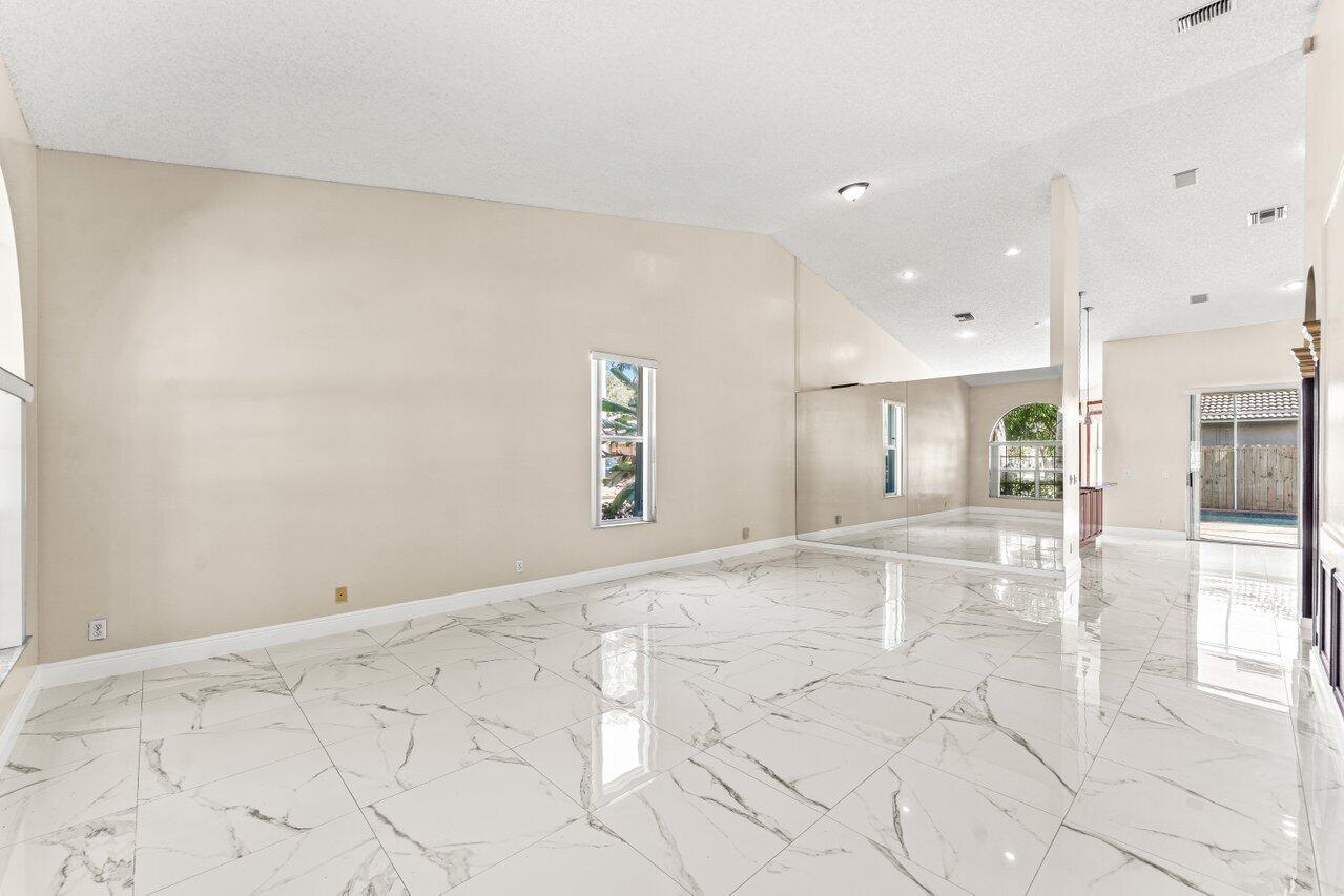 5872 NW 73rd Court