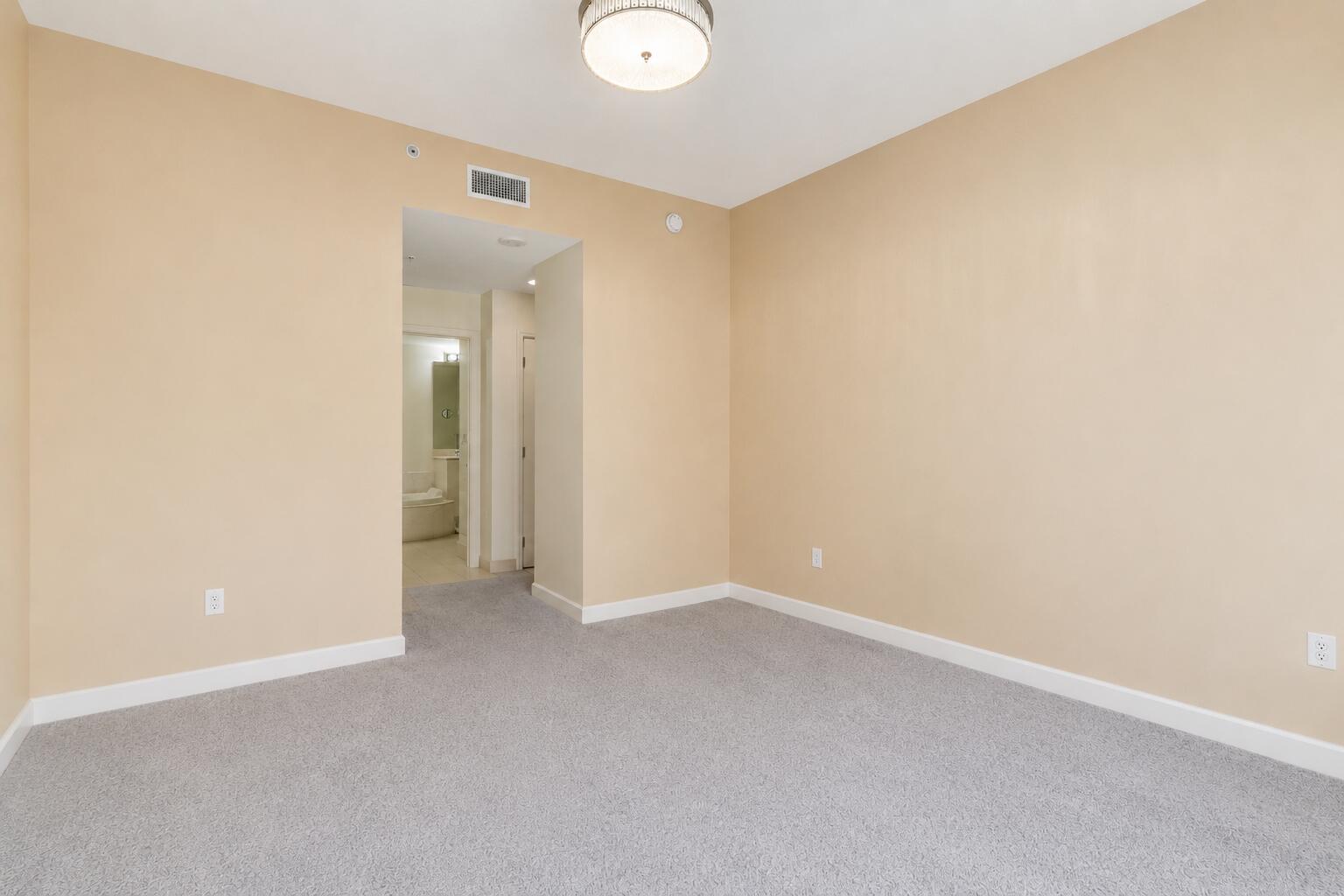 801 S Olive Avenue 1515