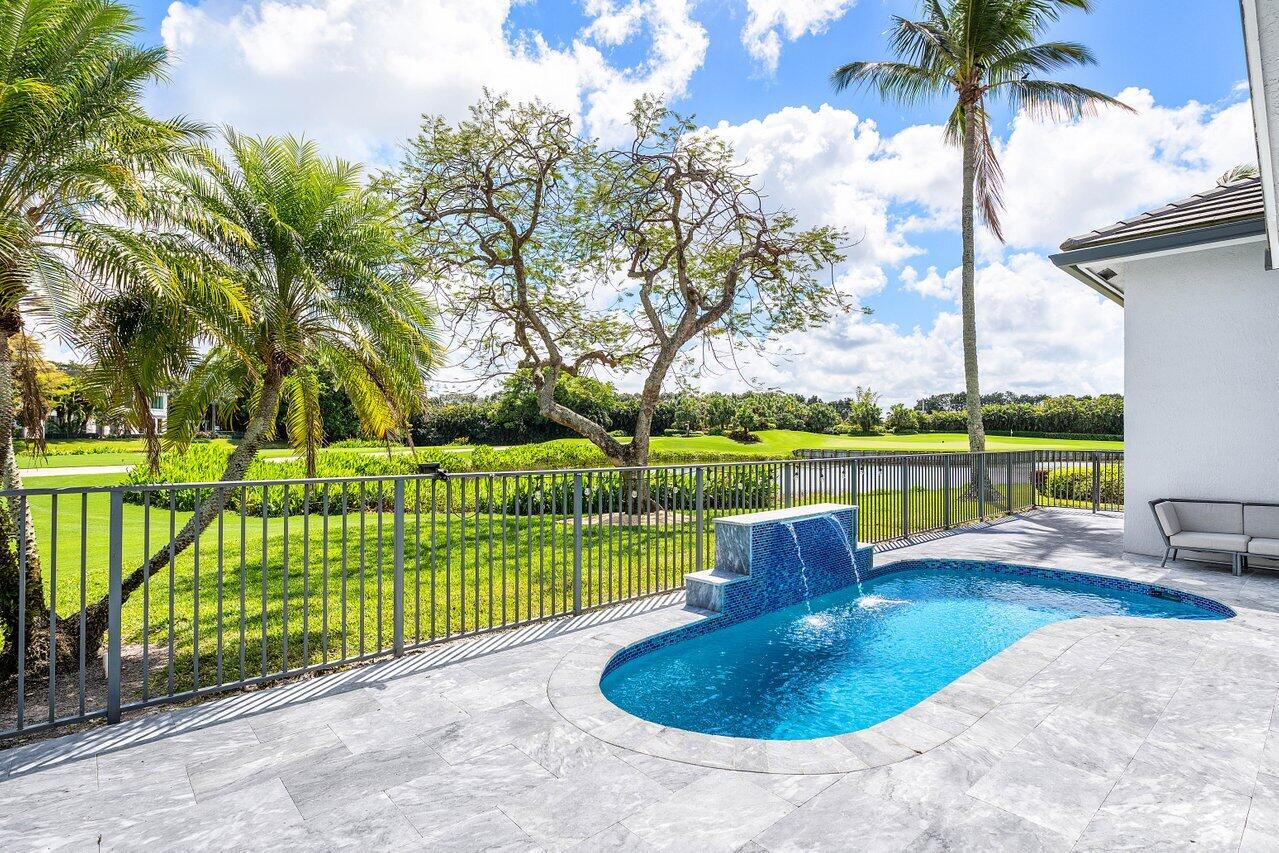 5440 NW 41st Terrace