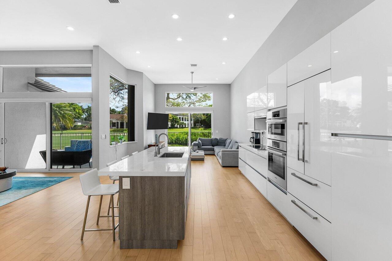 5440 NW 41st Terrace