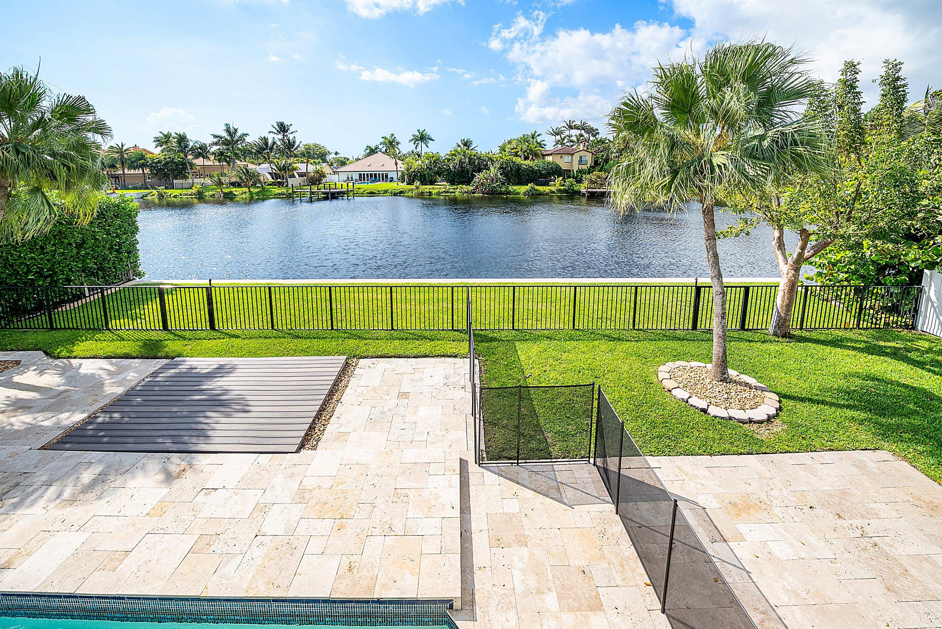 1508 Cormorant Road