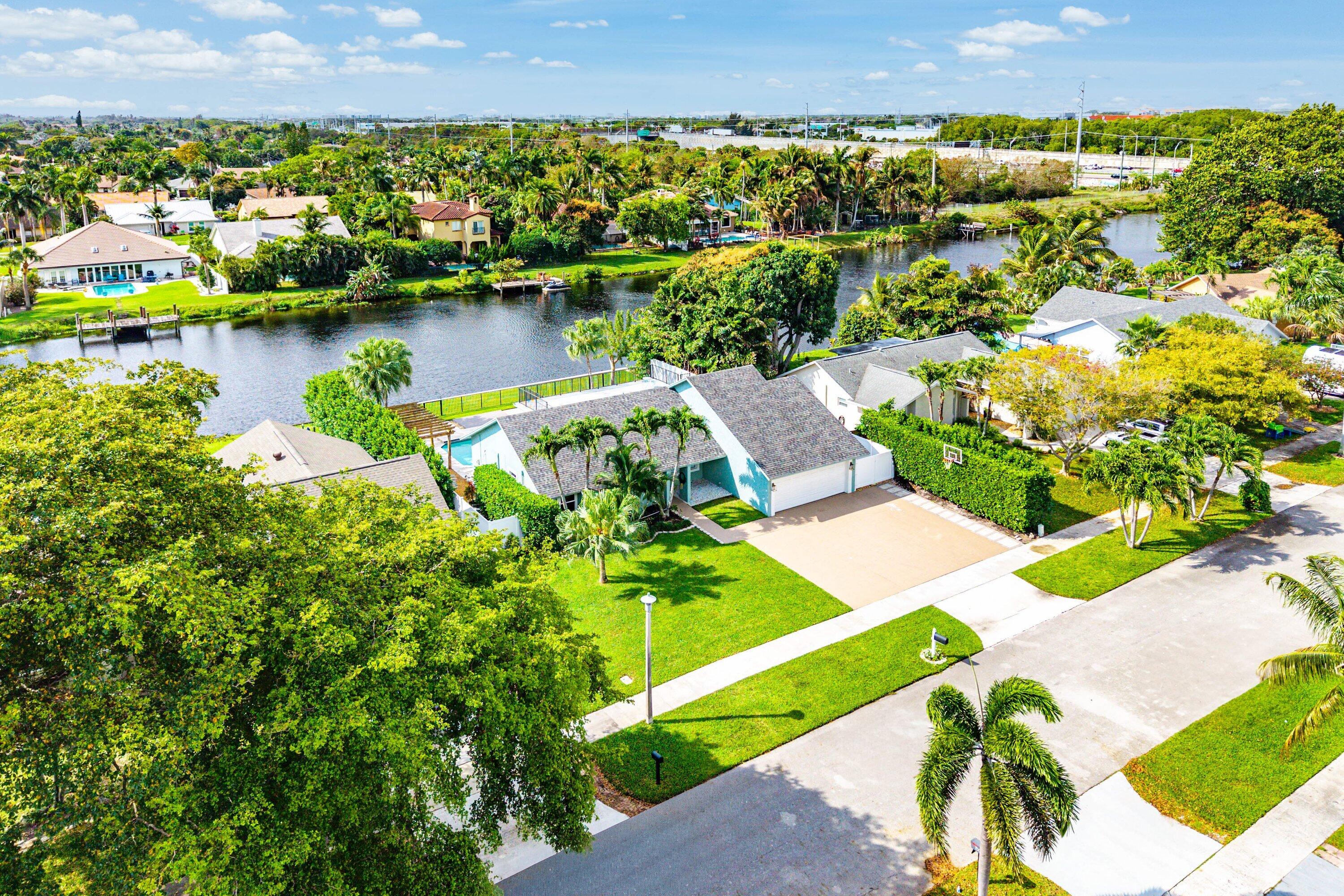1508 Cormorant Road