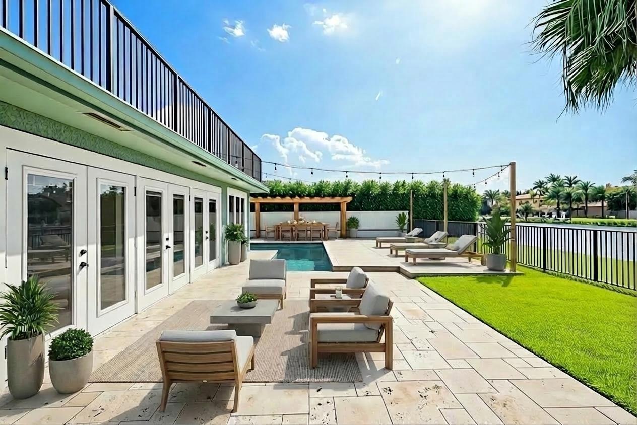 1508 Cormorant Road