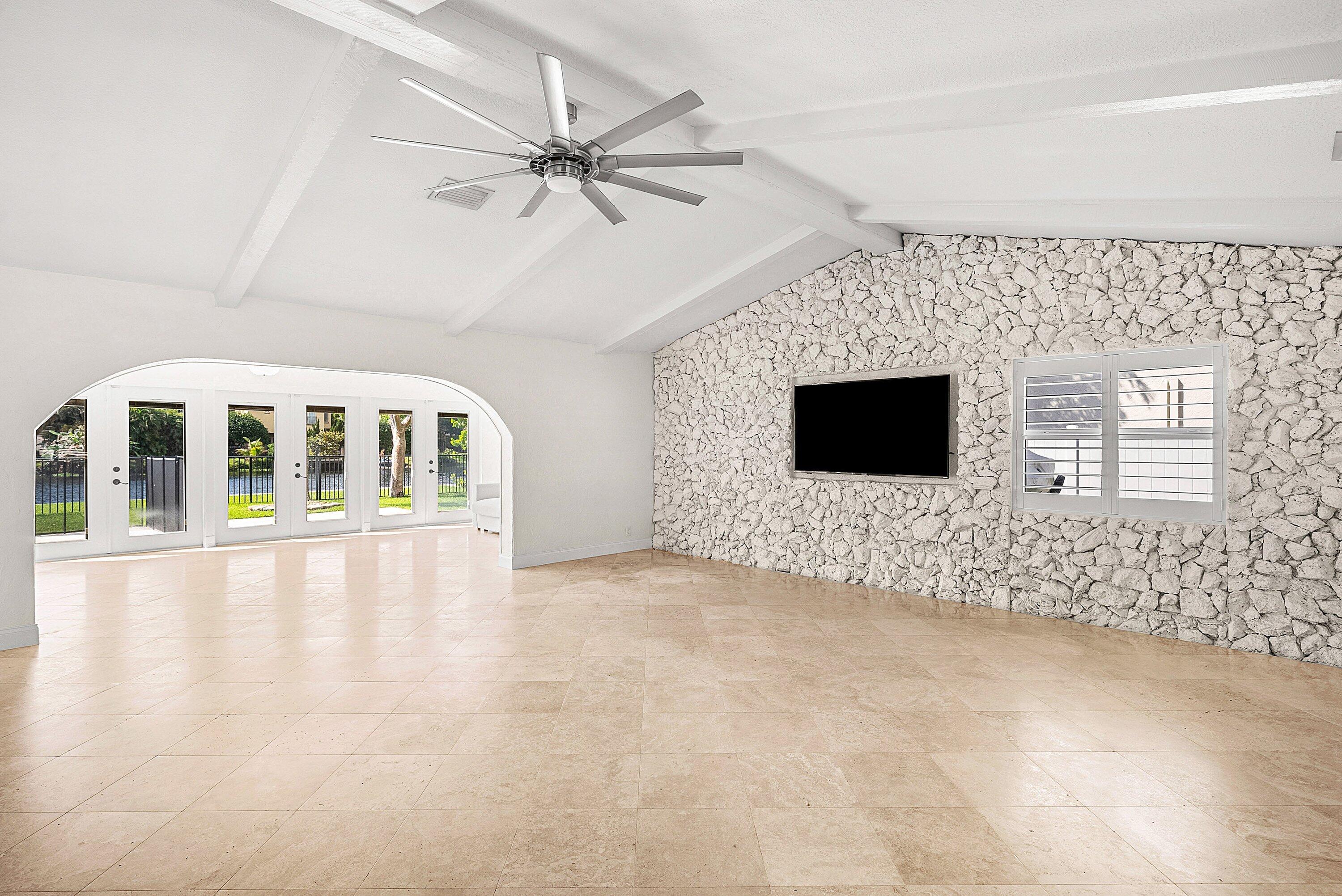 1508 Cormorant Road