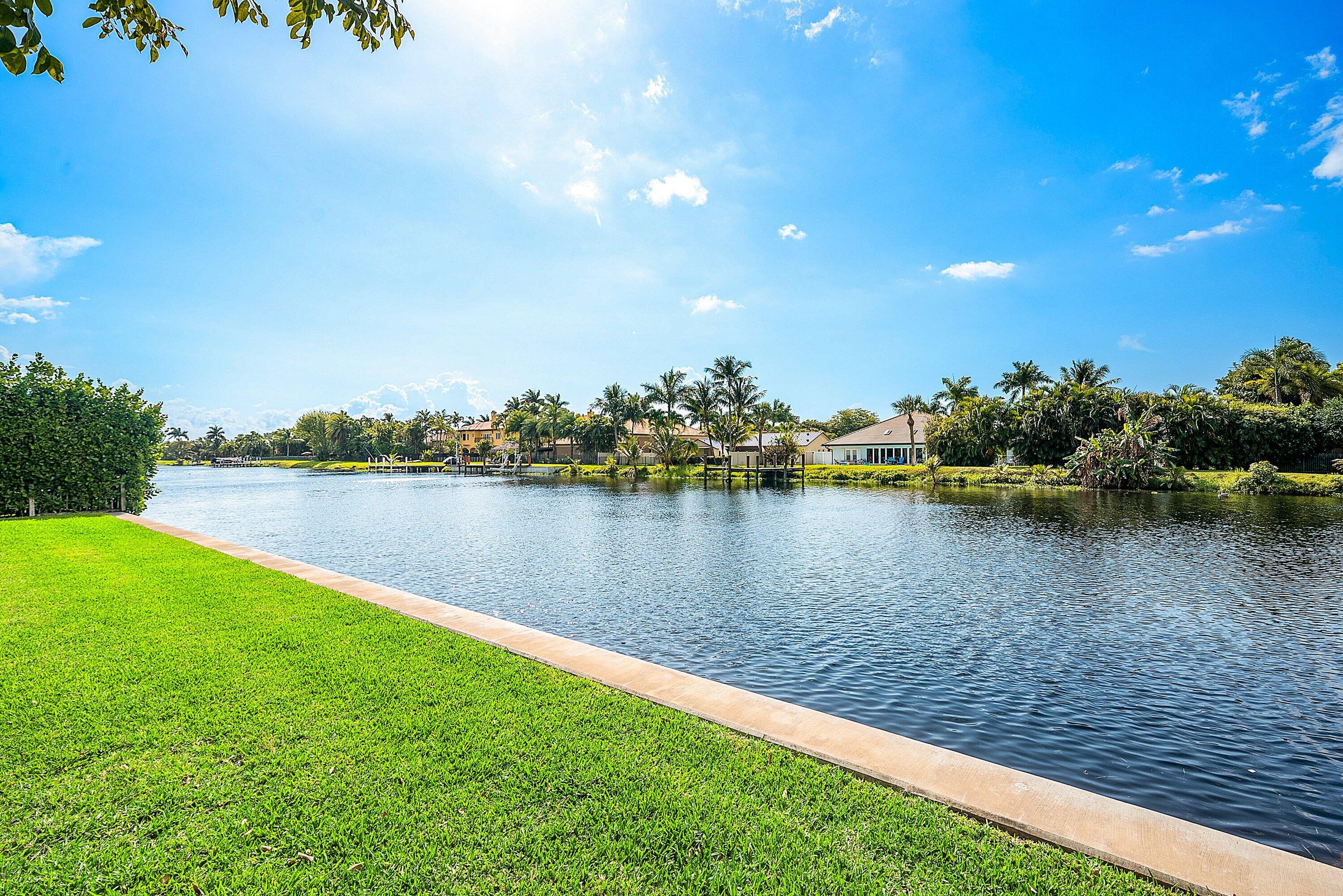 1508 Cormorant Road