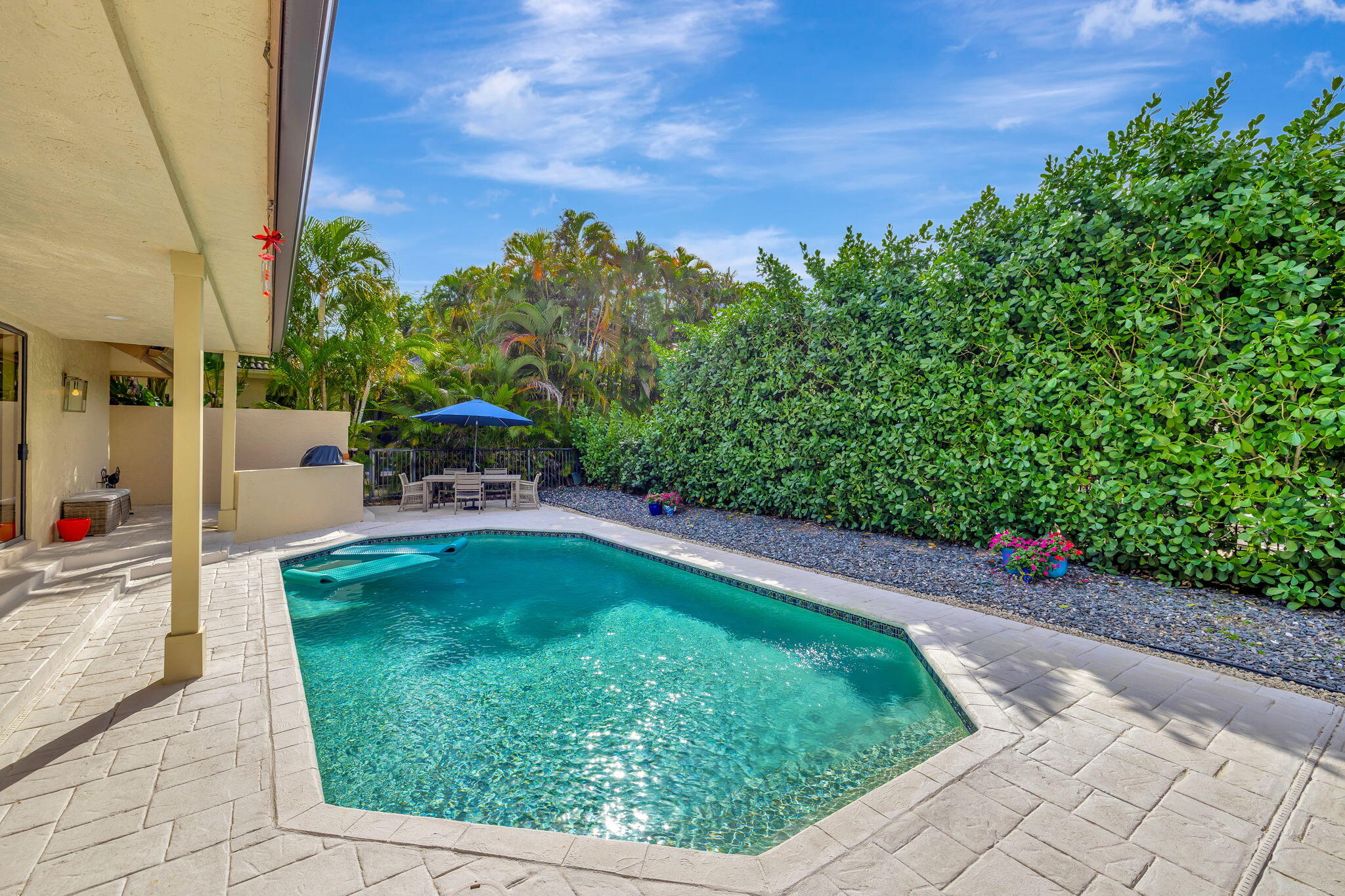 2298 NW 57th Street