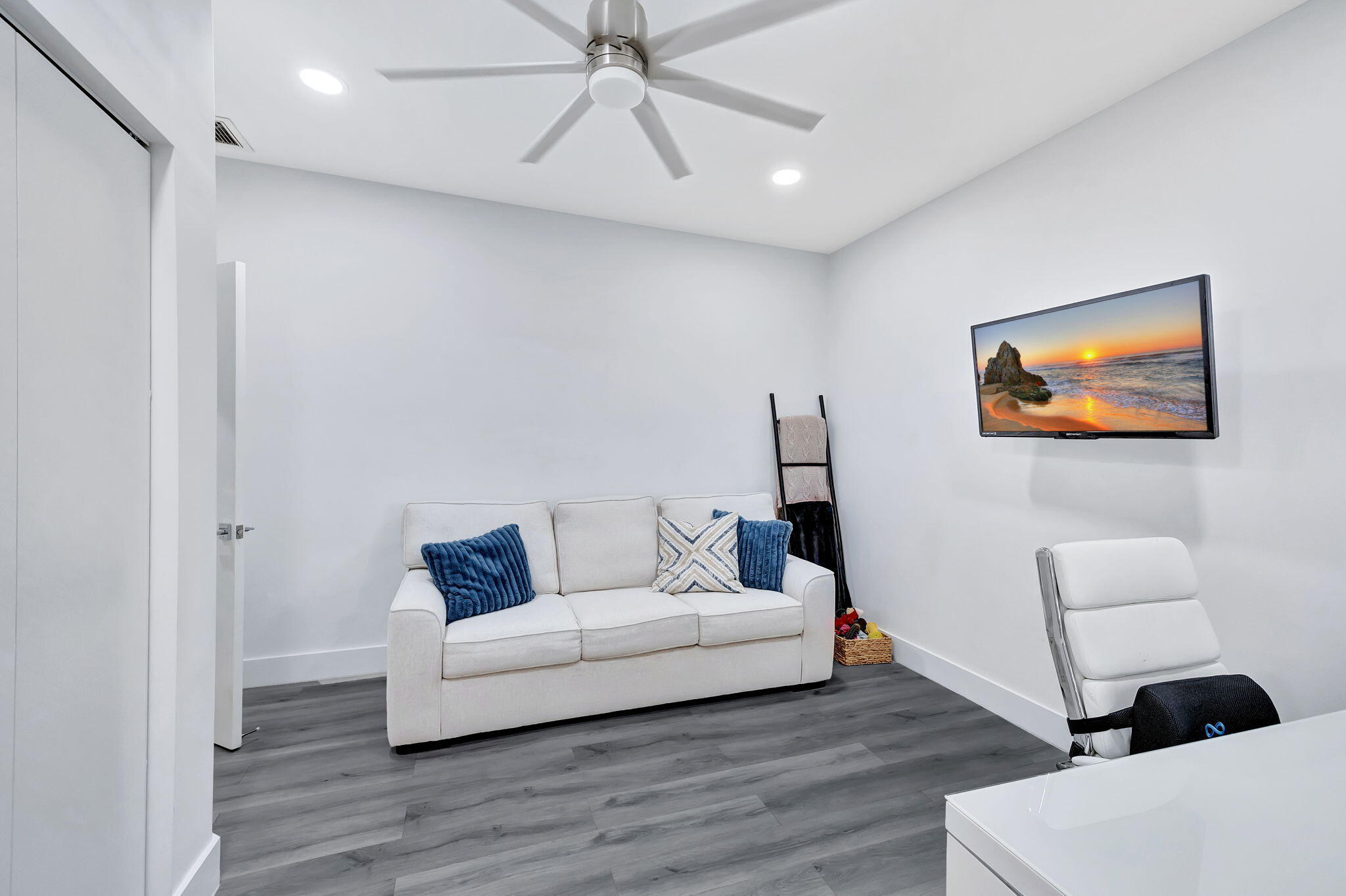 2298 NW 57th Street