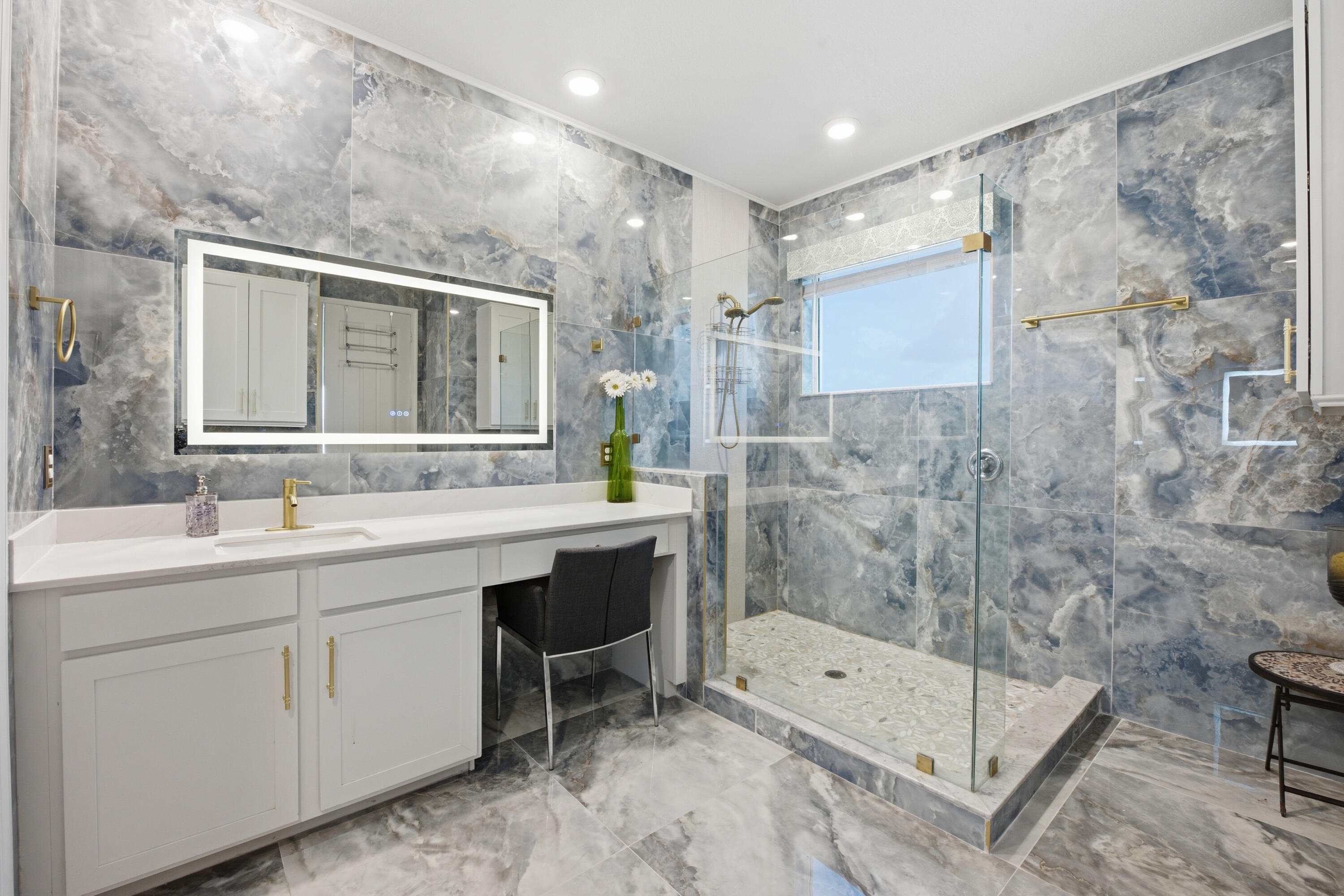 984 Sterling Pine Place