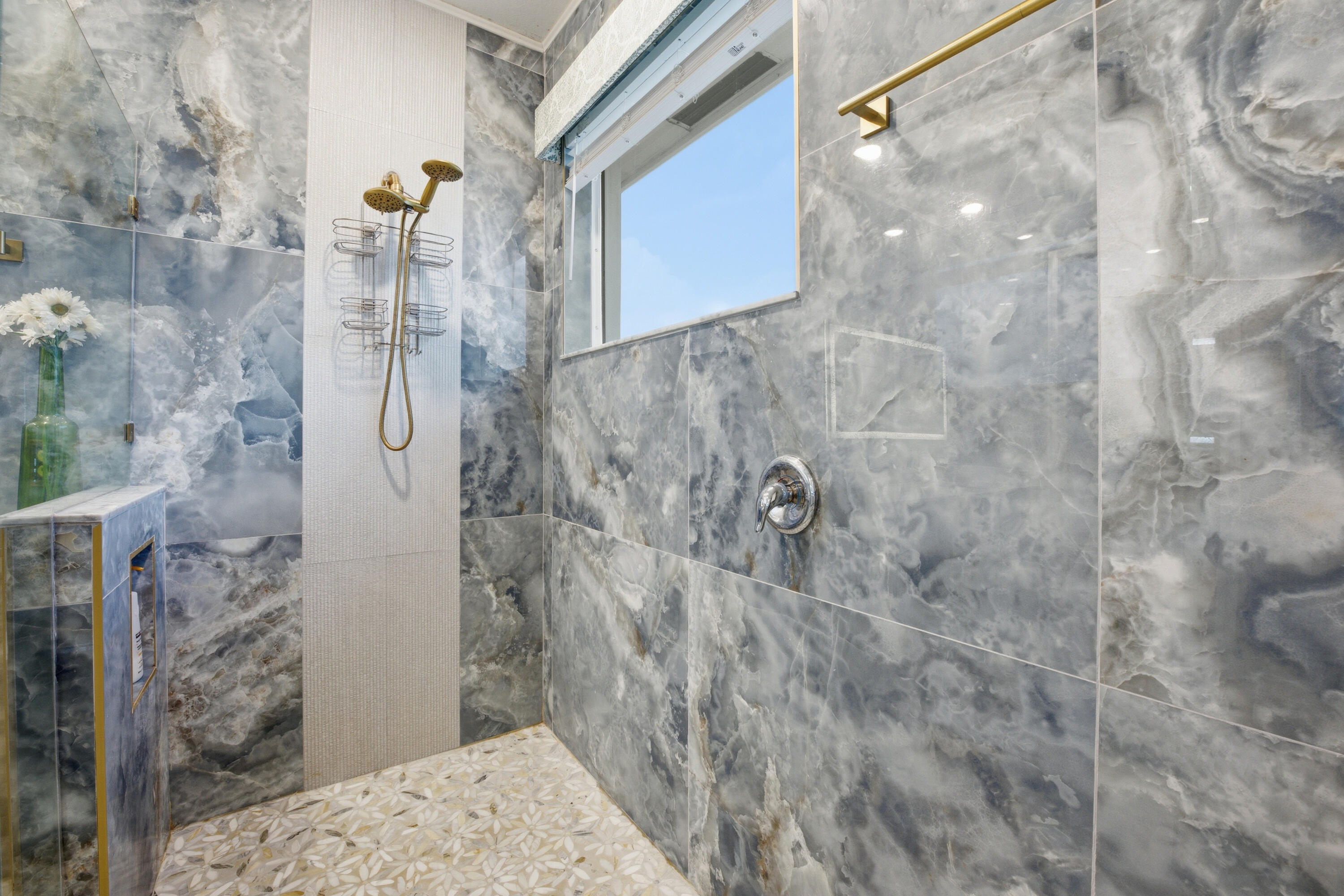 984 Sterling Pine Place