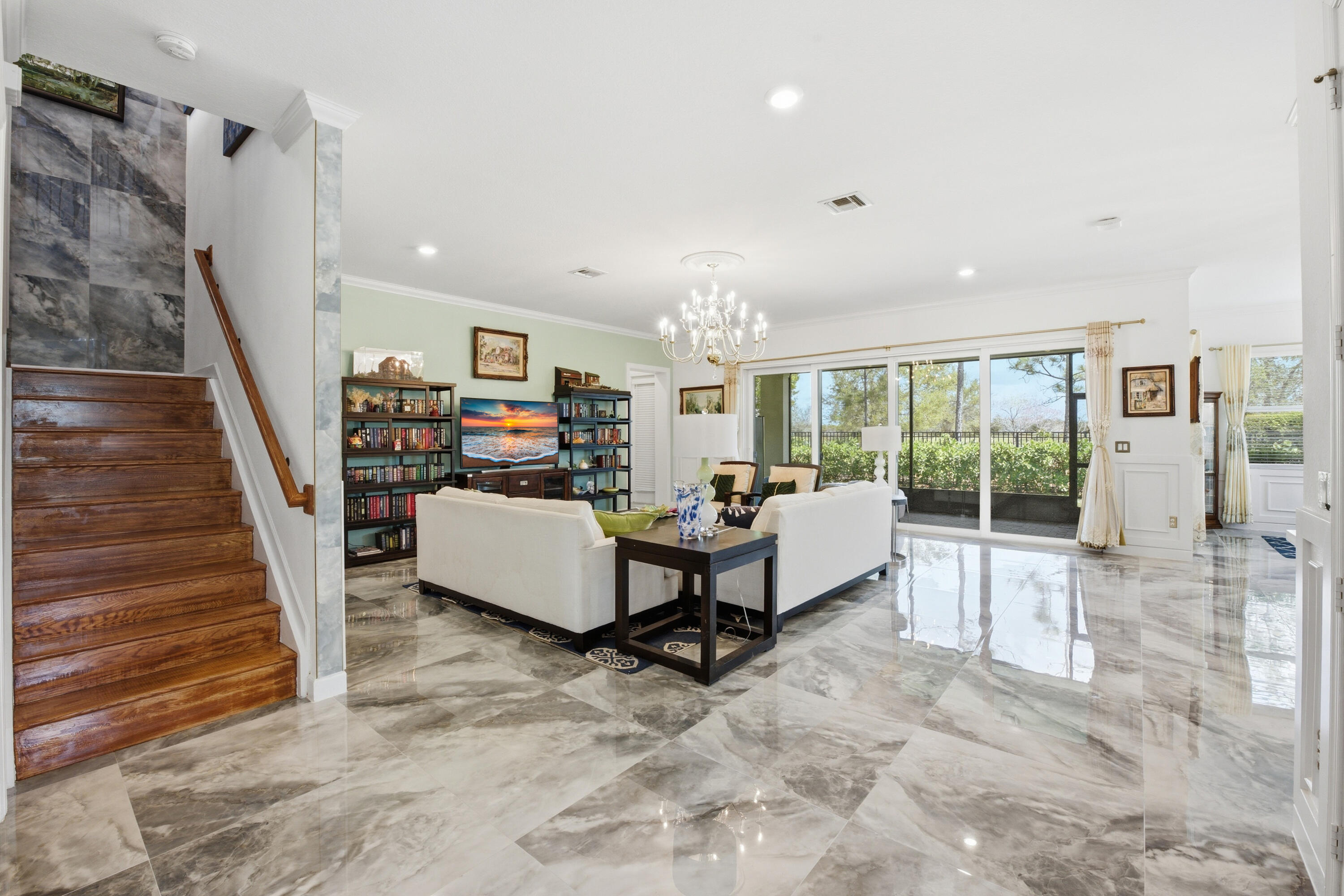 984 Sterling Pine Place