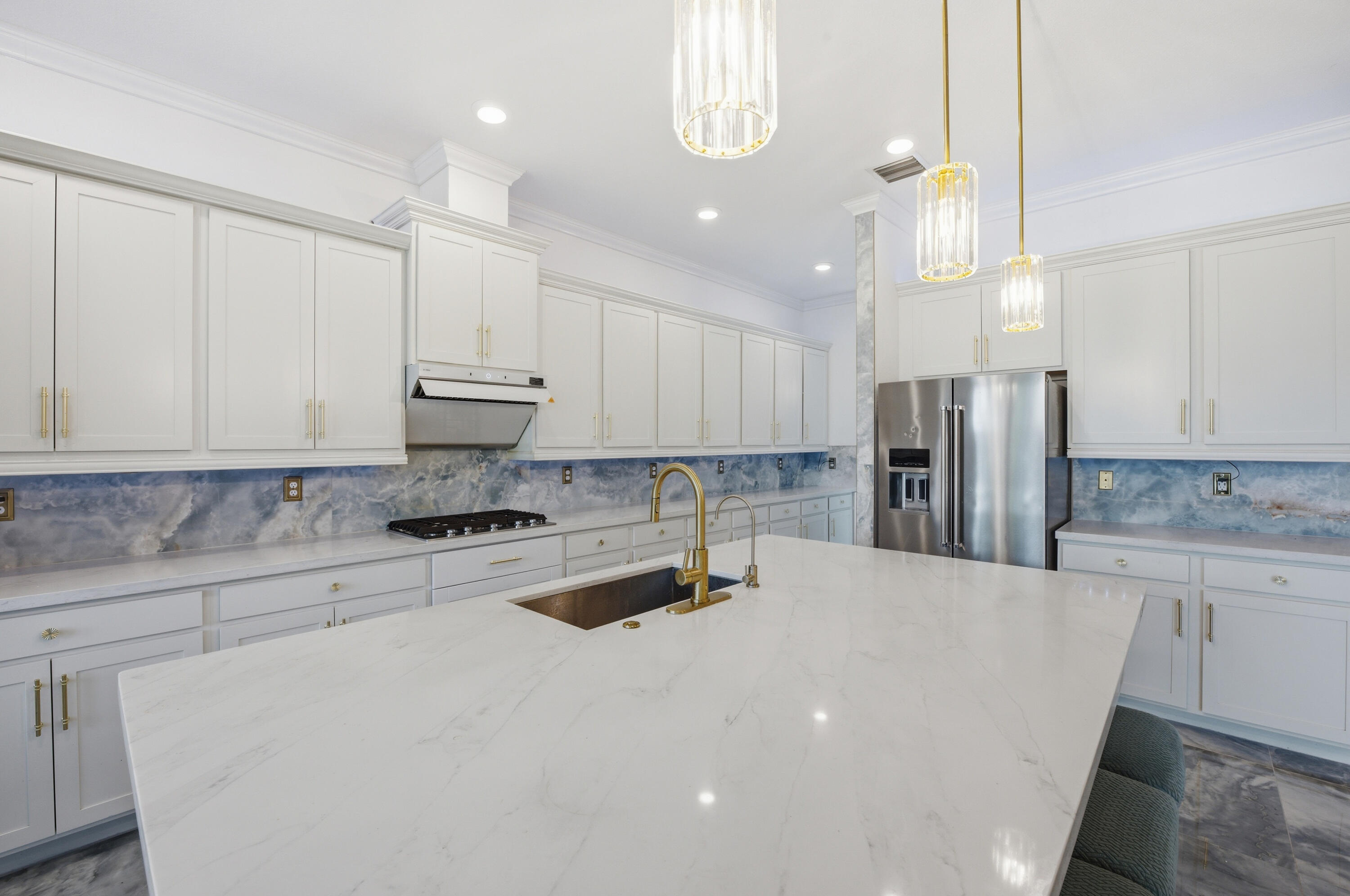 984 Sterling Pine Place