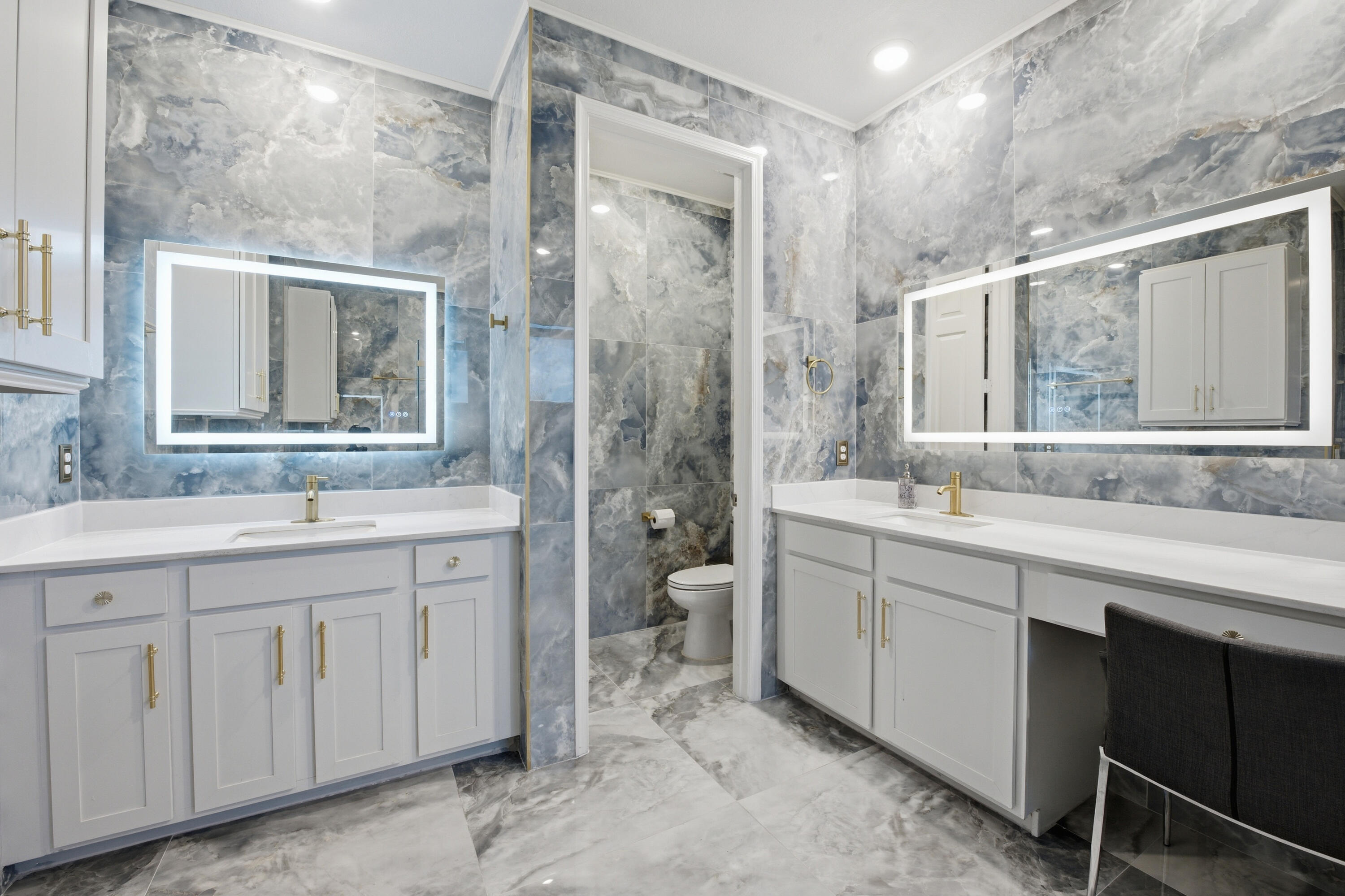 984 Sterling Pine Place