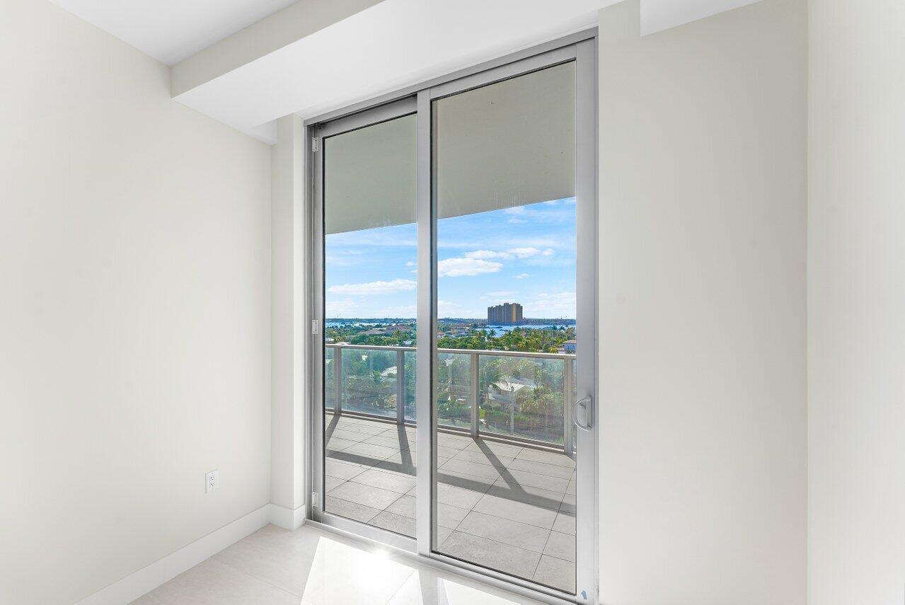 3100 N Ocean Drive P705