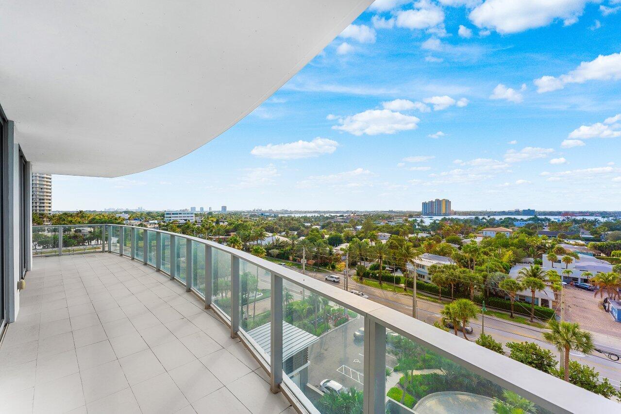3100 N Ocean Drive P705