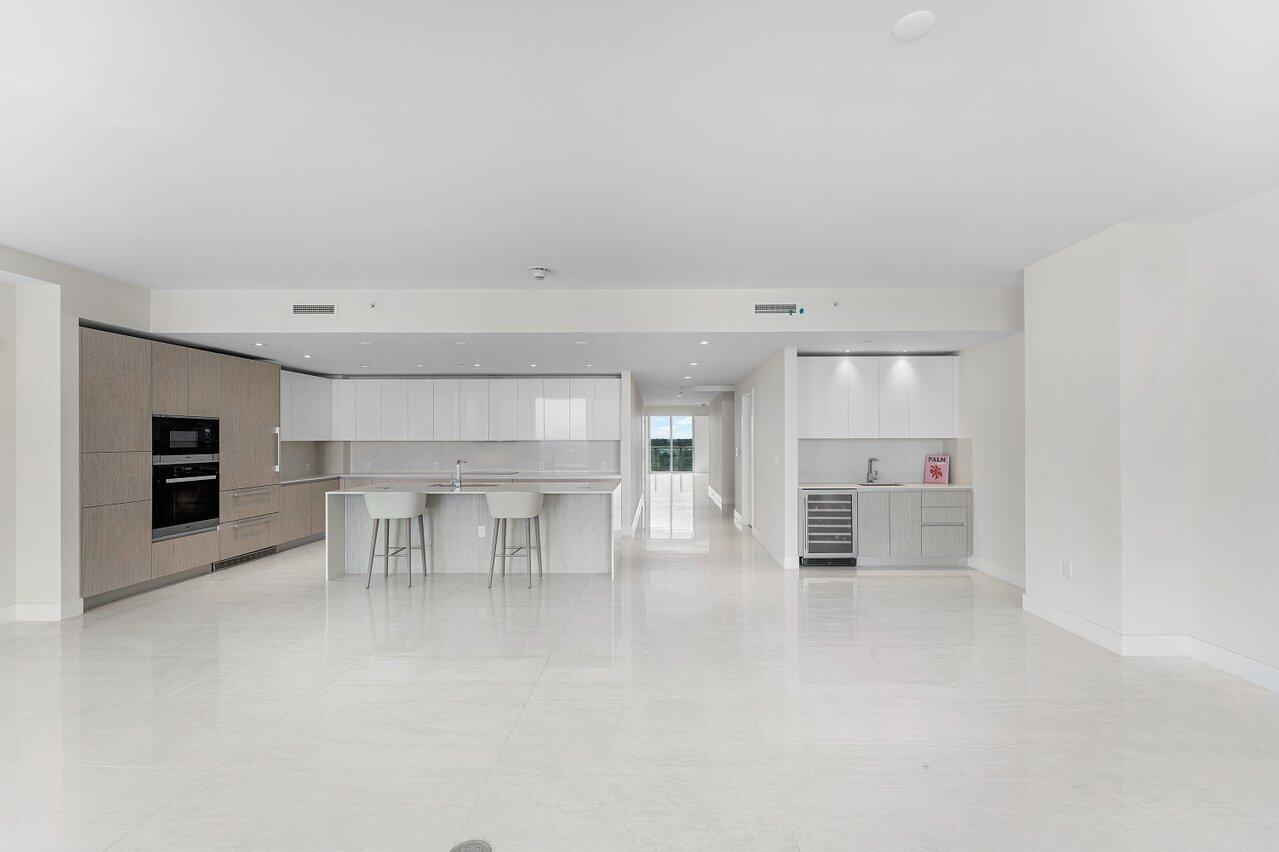 3100 N Ocean Drive P705