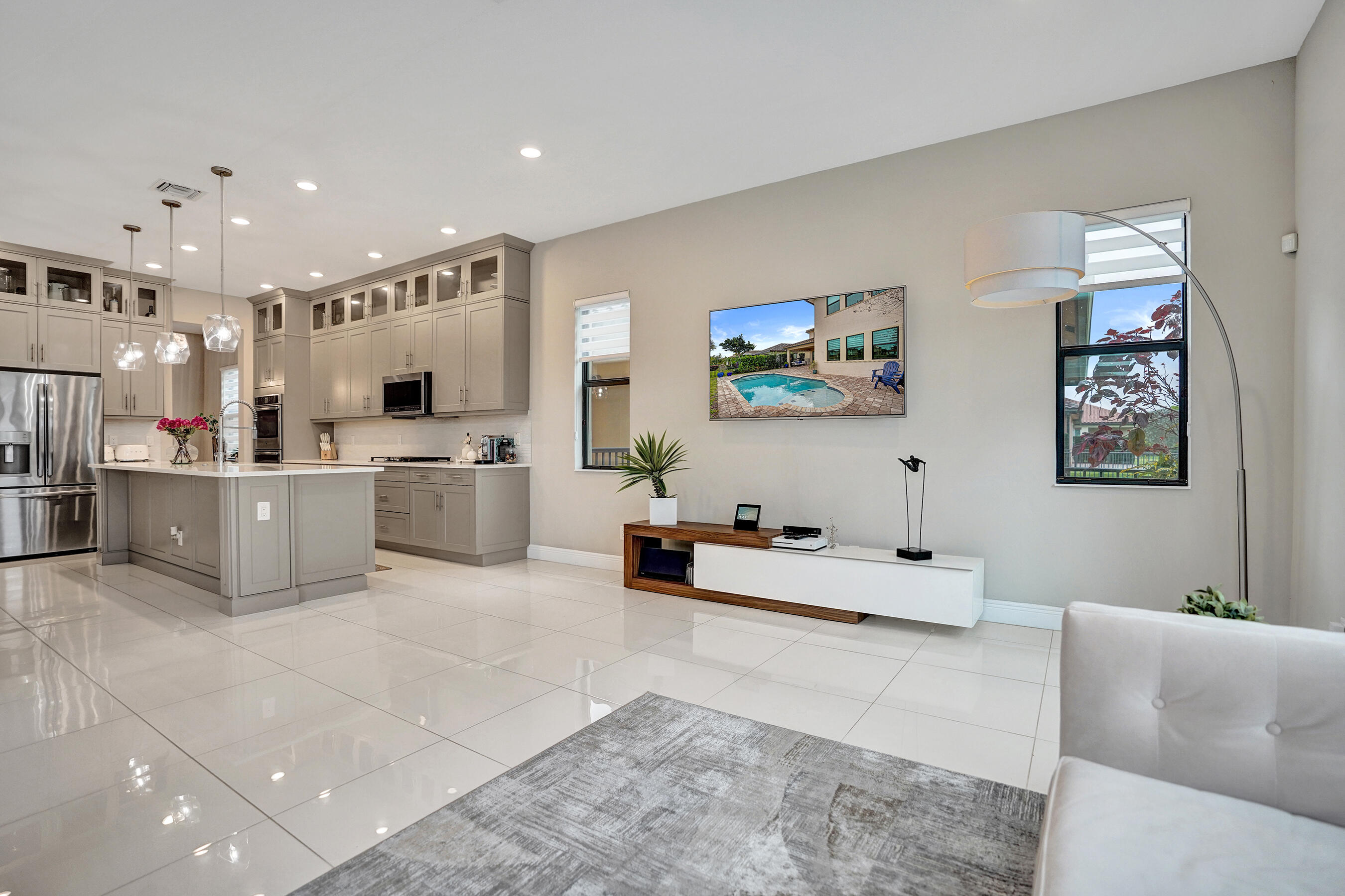 11965 S Baypoint Circle