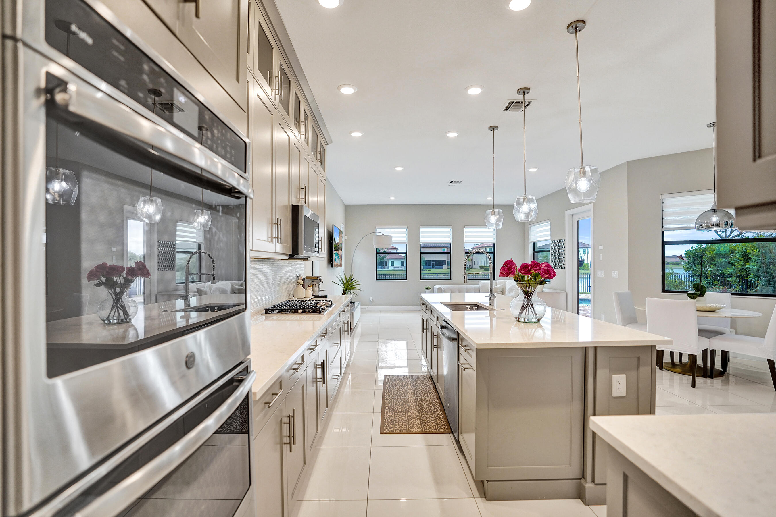 11965 S Baypoint Circle