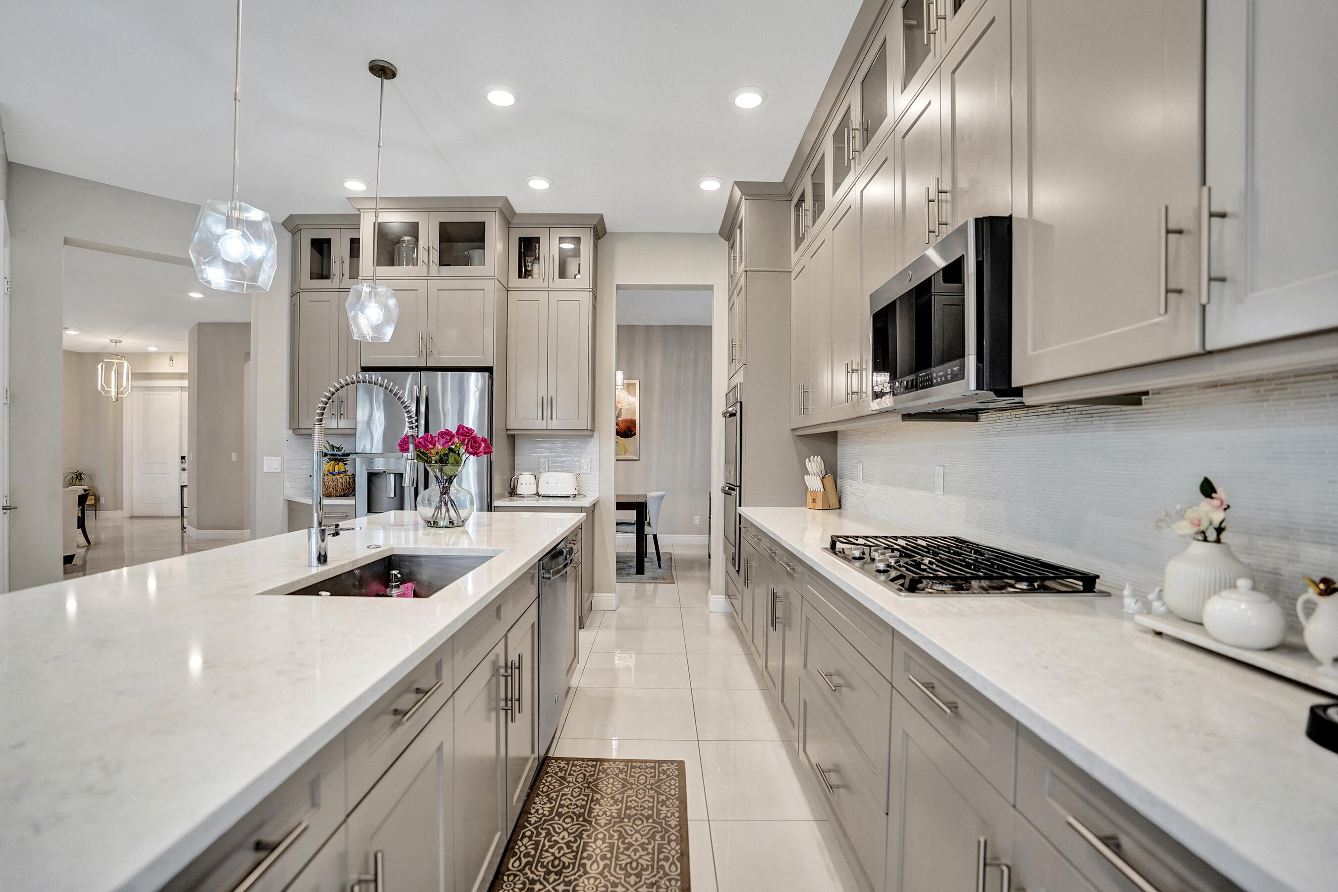 11965 S Baypoint Circle