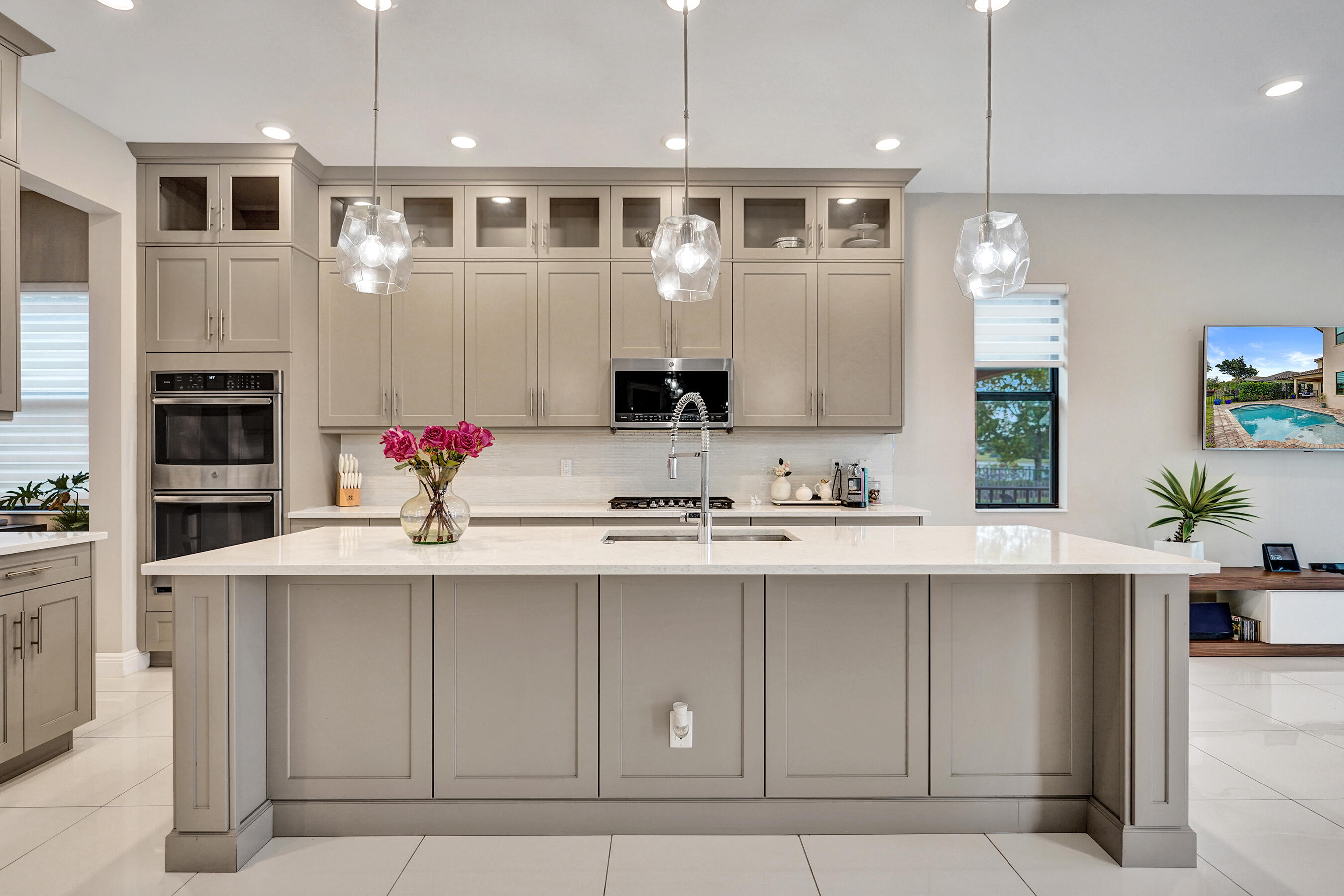 11965 S Baypoint Circle