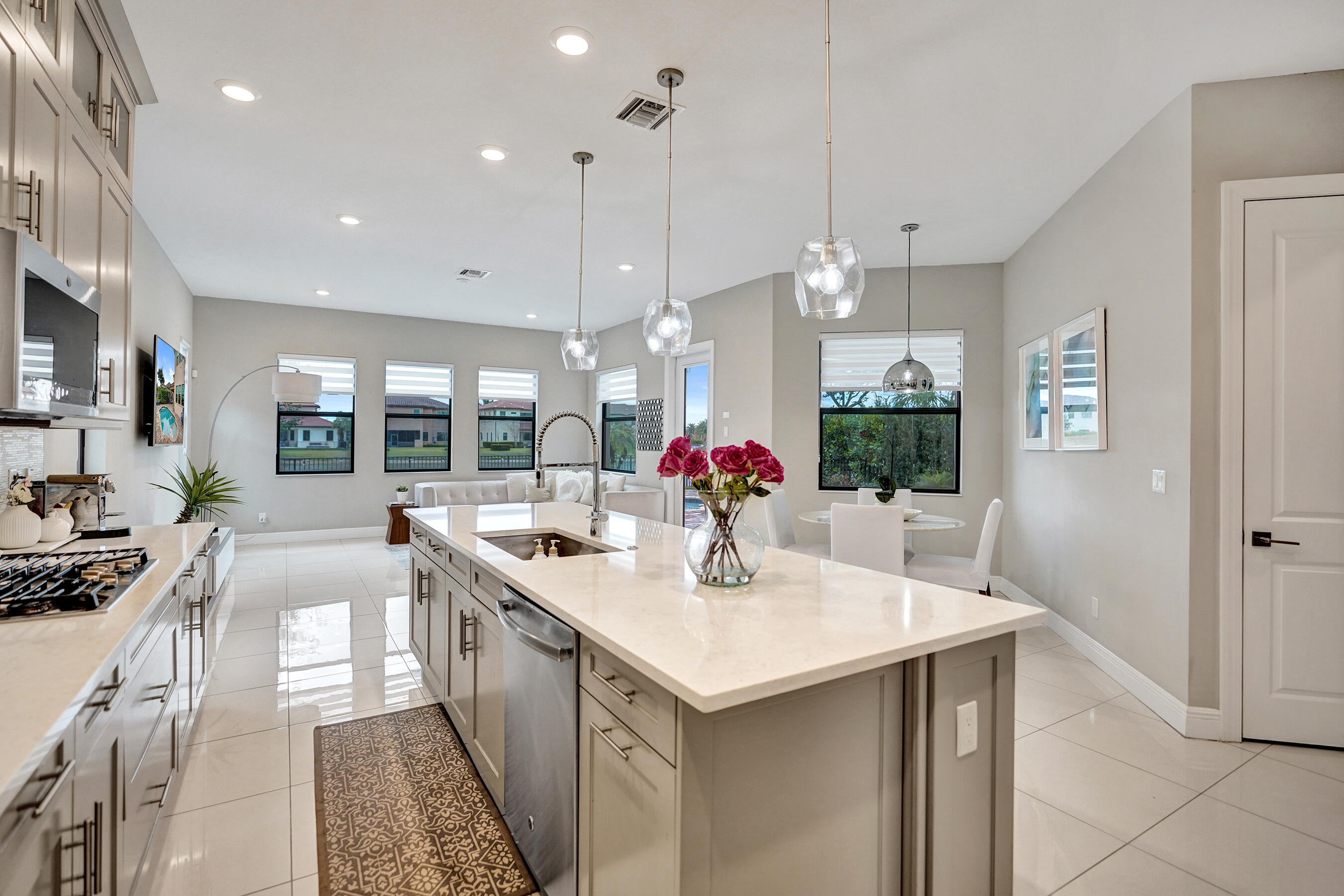 11965 S Baypoint Circle