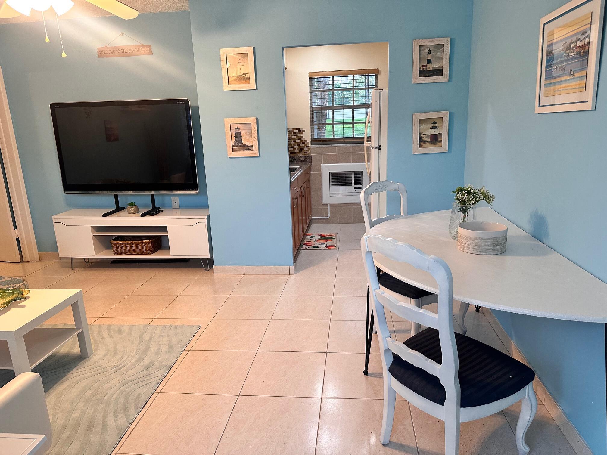 3240 NE 16th Street 7