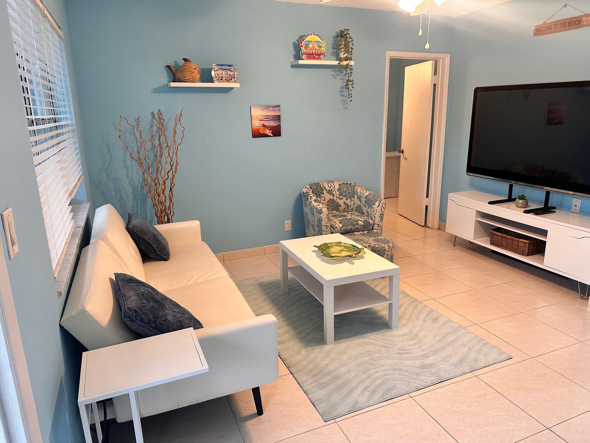 3240 NE 16th Street 7