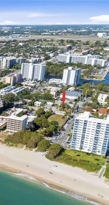 3240 NE 16th Street 7