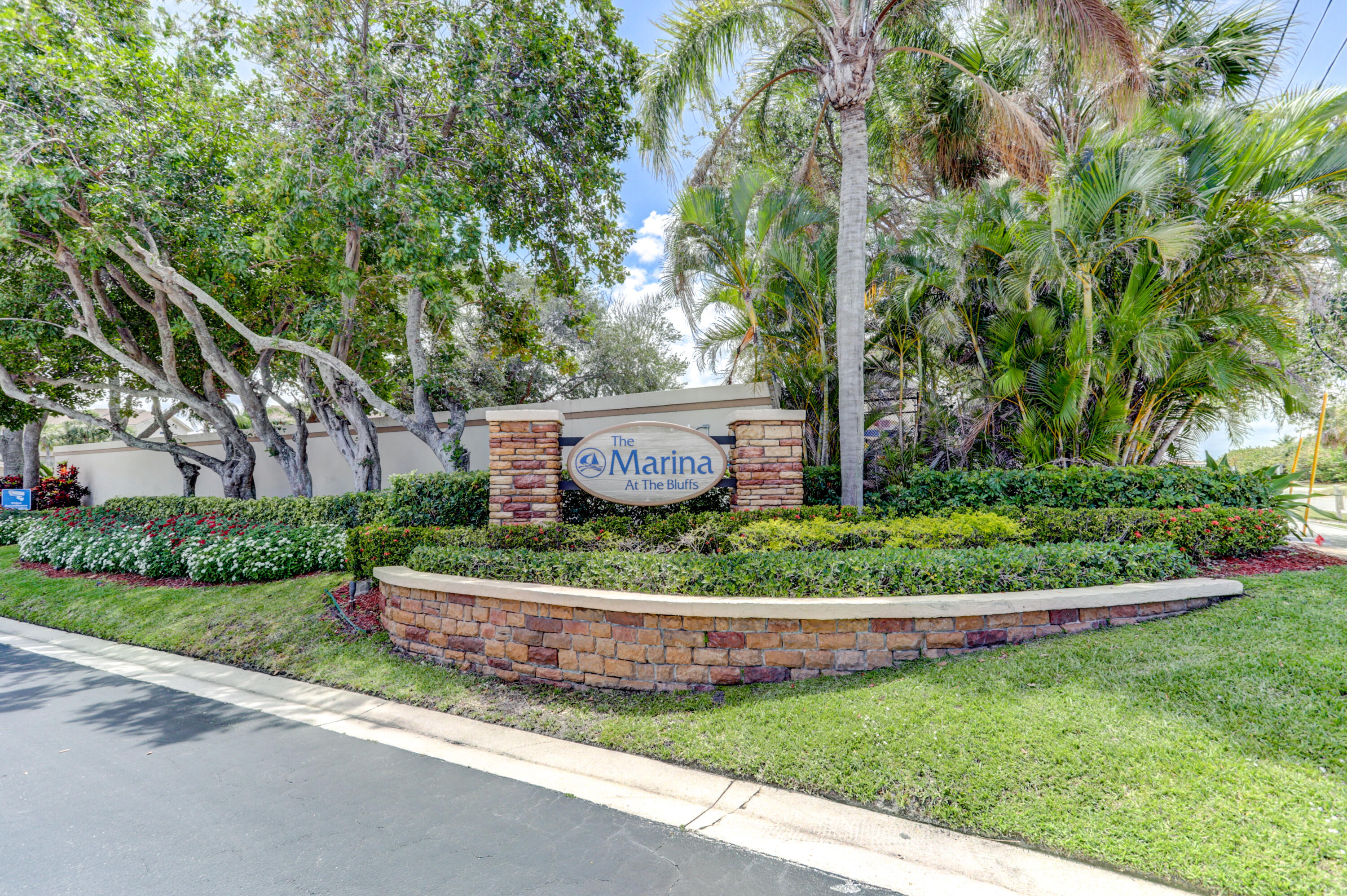 2501 Marina Isle Way 104