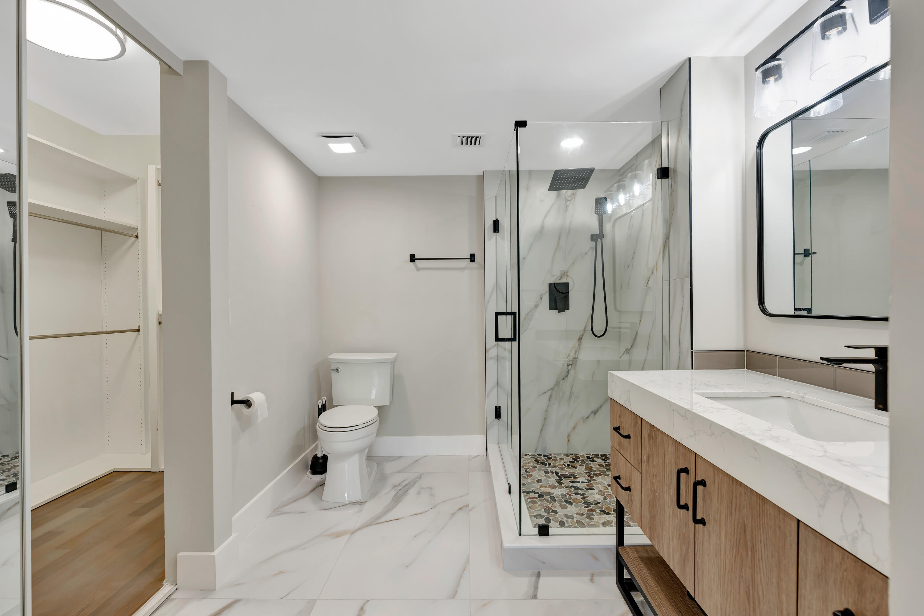 2501 Marina Isle Way 104