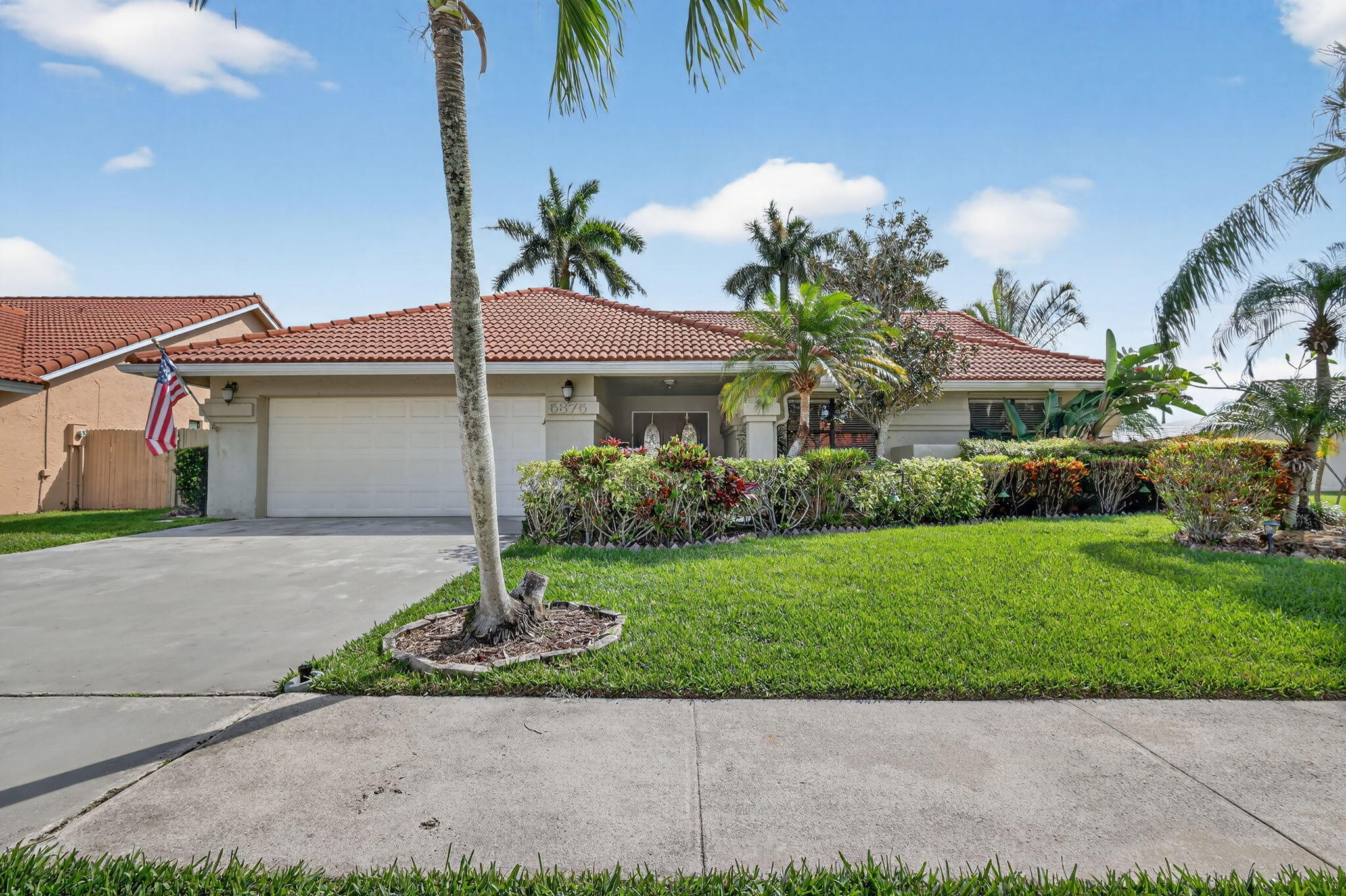 5875 Sun Pointe Circle