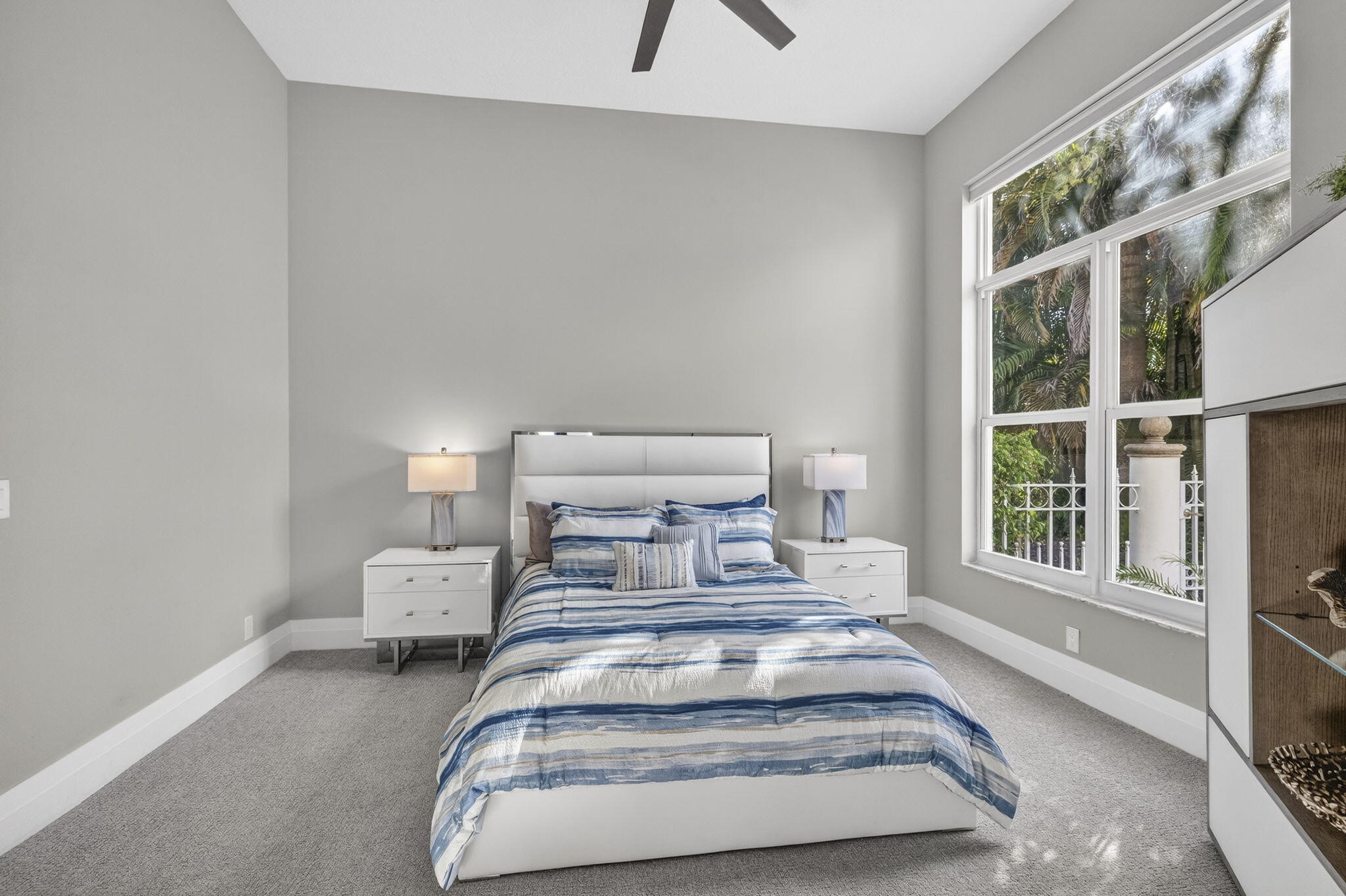 5723 NW 24th Terrace