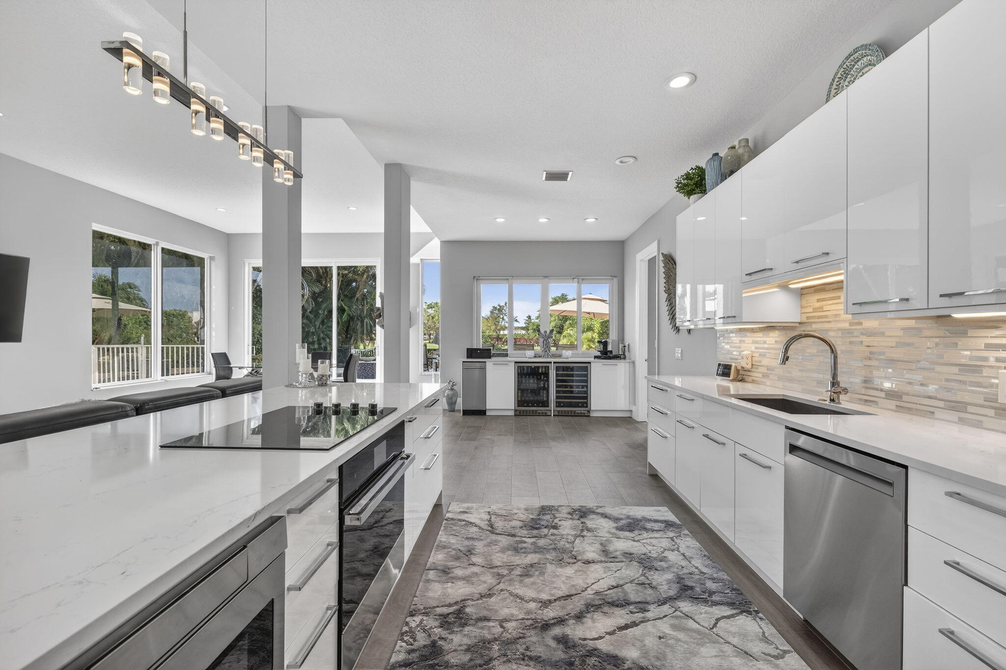 5723 NW 24th Terrace