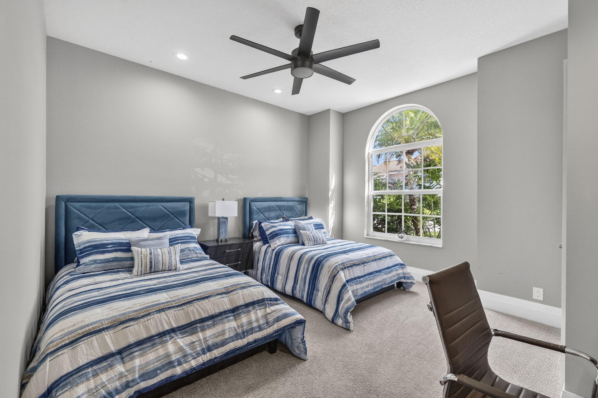 5723 NW 24th Terrace