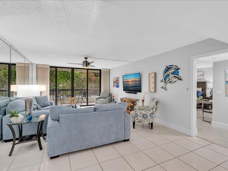 277 N Ocean Boulevard 102