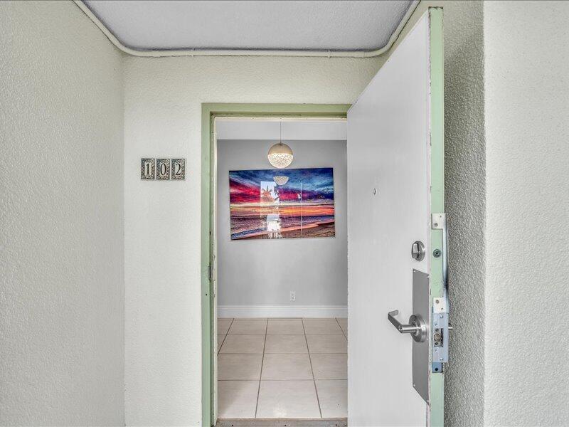277 N Ocean Boulevard 102