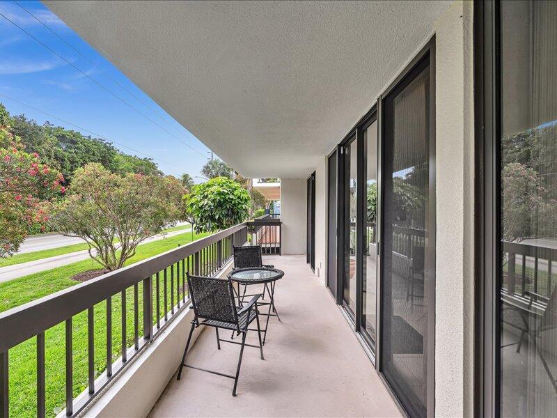 277 N Ocean Boulevard 102