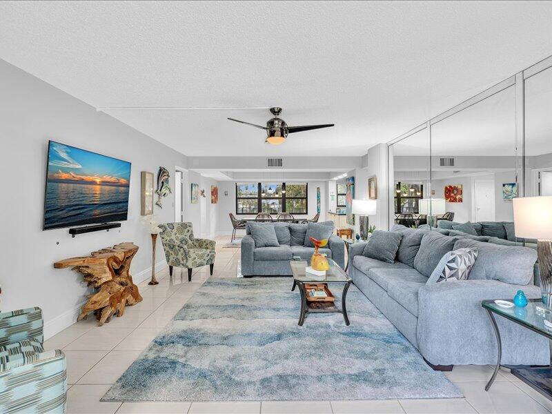 277 N Ocean Boulevard 102