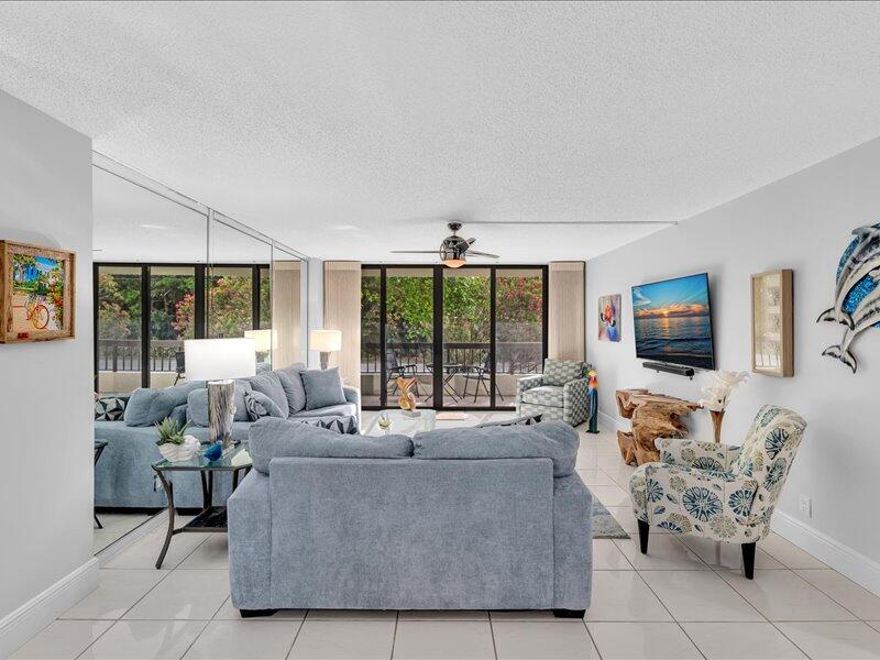 277 N Ocean Boulevard 102