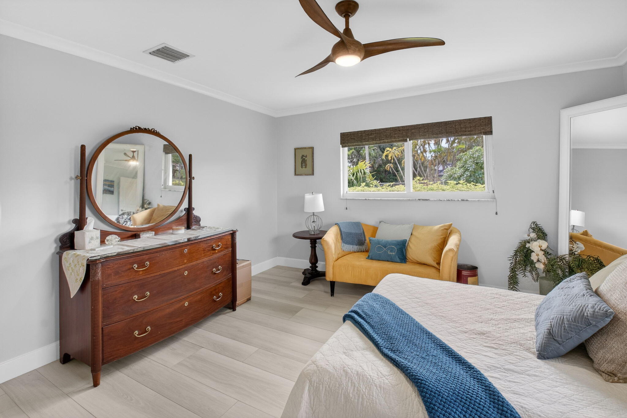 11949 Date Palm Drive